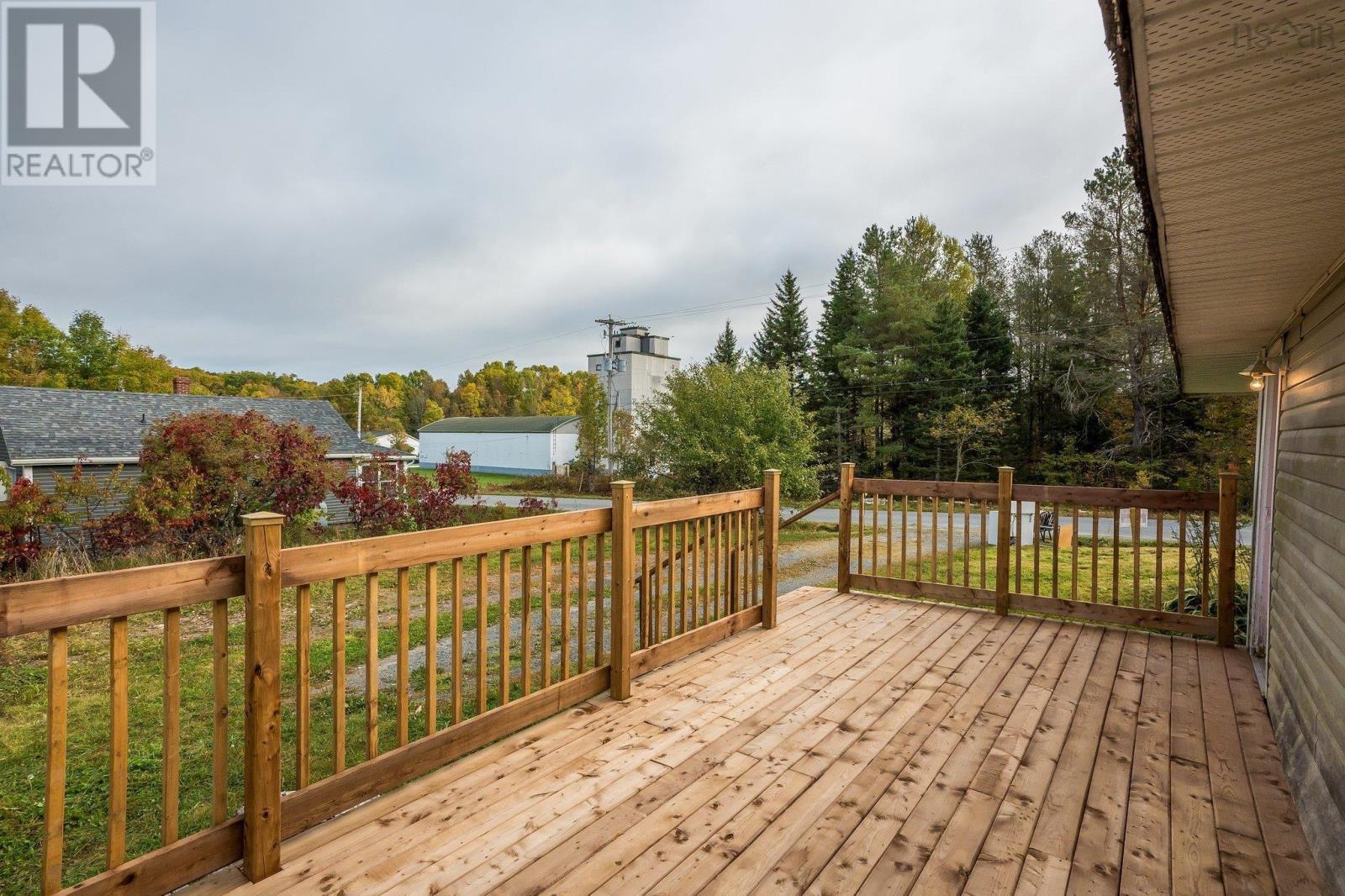 61 Dunlop Road, Brooklyn, Nova Scotia  B0N 2A0 - Photo 26 - 202500802