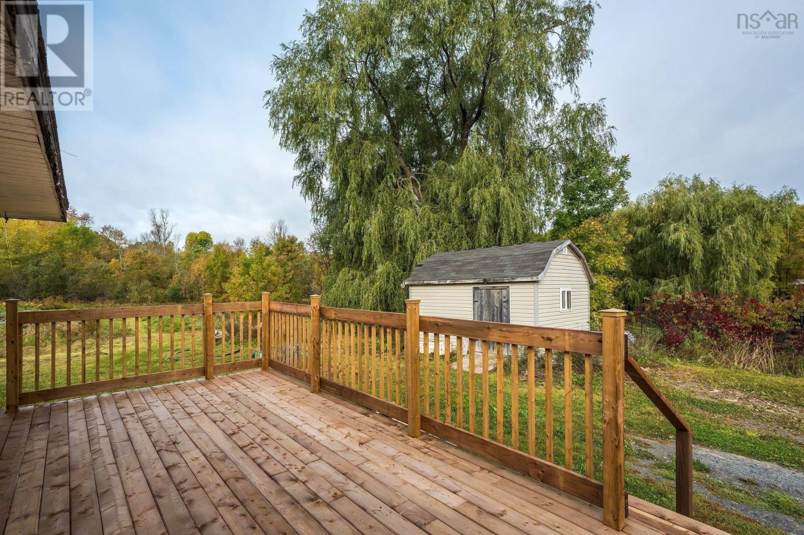 61 Dunlop Road, Brooklyn, Nova Scotia  B0N 2A0 - Photo 25 - 202500802