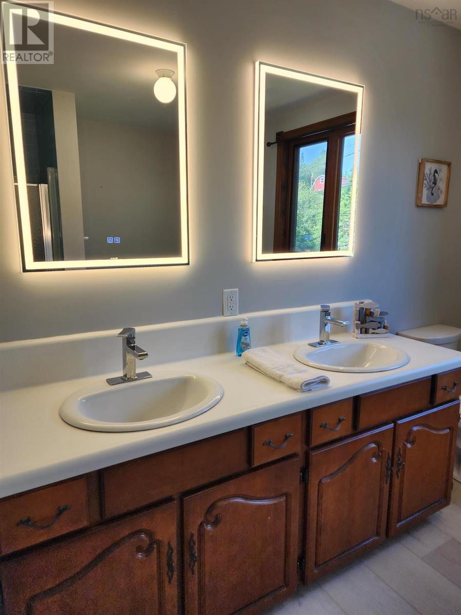 221 Hillside Drive, Boutiliers Point, Nova Scotia  B3Z 1W9 - Photo 21 - 202519860