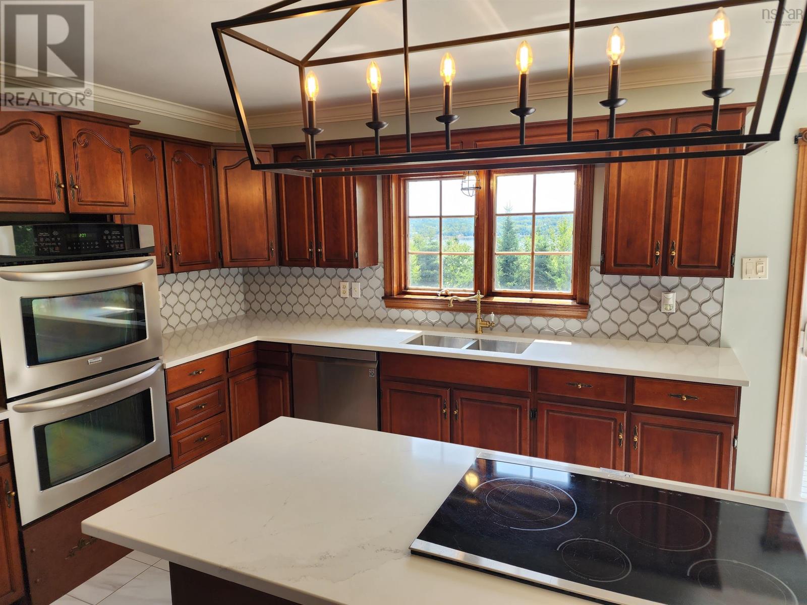 221 Hillside Drive, Boutiliers Point, Nova Scotia  B3Z 1W9 - Photo 8 - 202519860