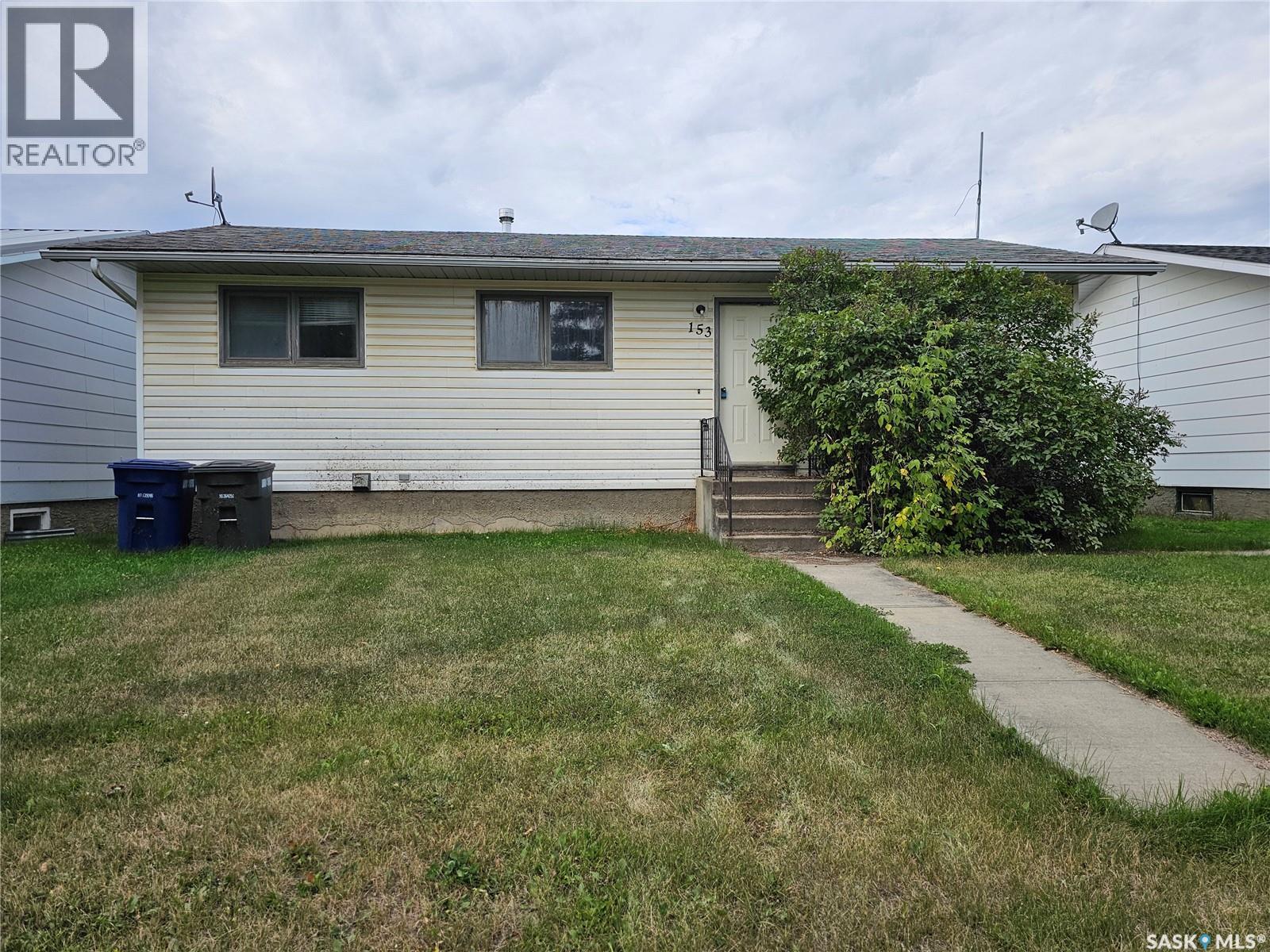 Property at 153 4th STREET W image 1