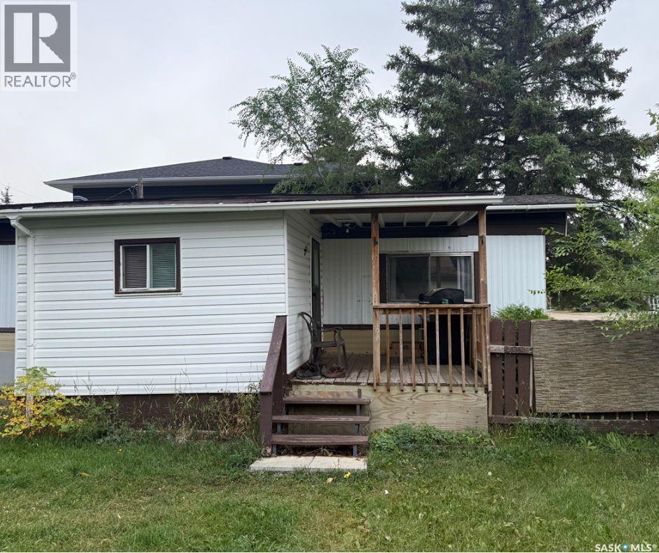 251 30th Street W, Battleford, Saskatchewan  S0M 0E0 - Photo 13 - SK014999