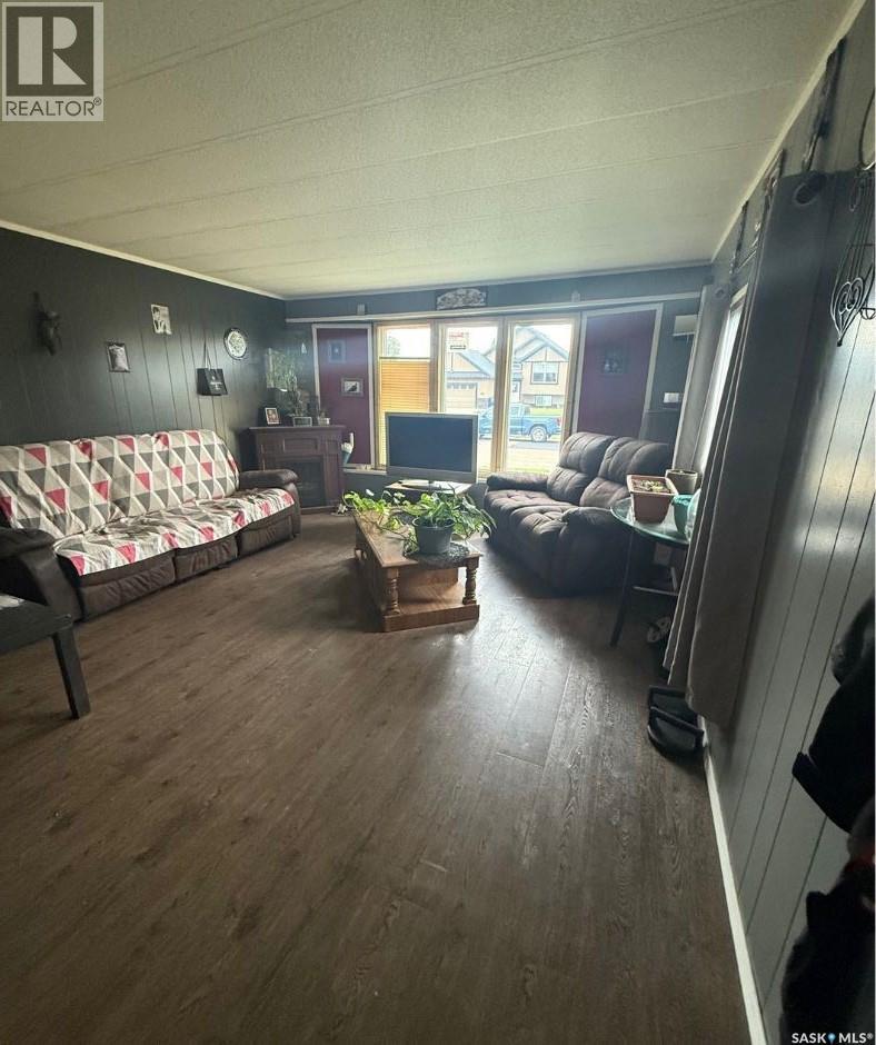 251 30th Street W, Battleford, Saskatchewan  S0M 0E0 - Photo 5 - SK014999