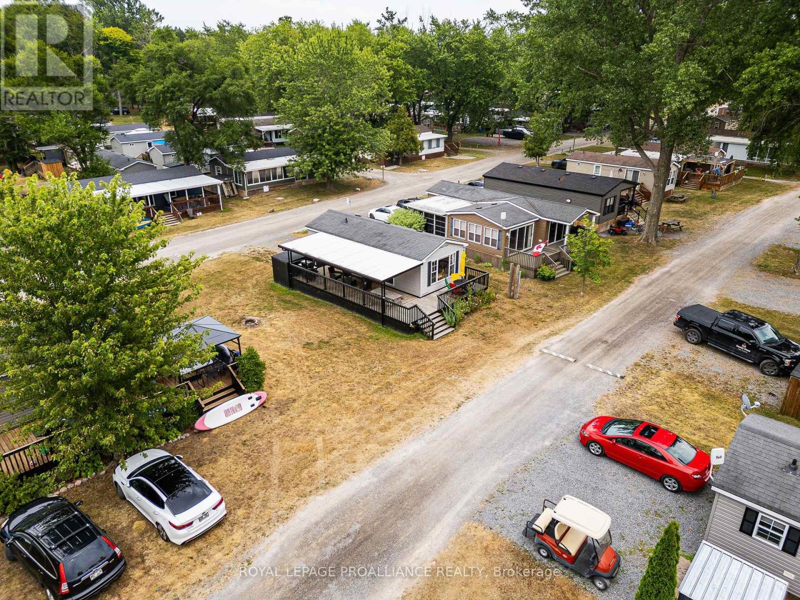 26 Beach View Lane - 486 County Road 18, Prince Edward County, Ontario K0K 1P0 - Photo 6 - X12332725