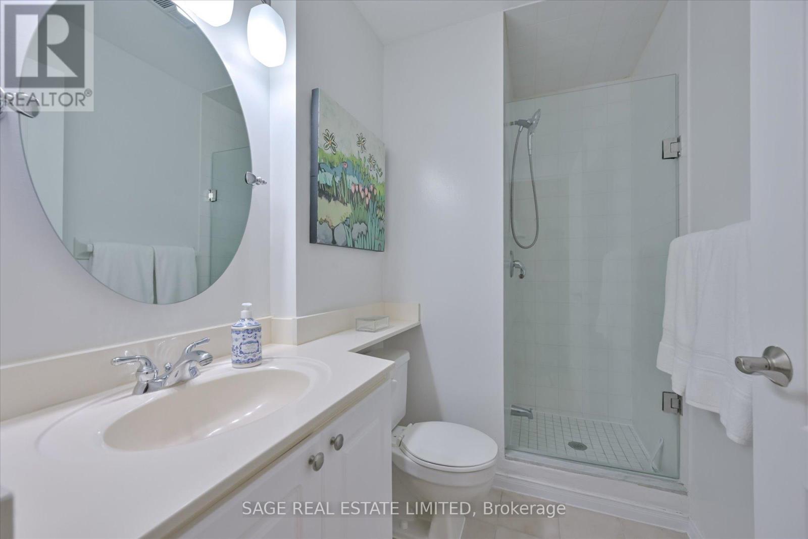 413 - 555 Yonge Street, Toronto, Ontario  M4Y 3A6 - Photo 15 - C12332690