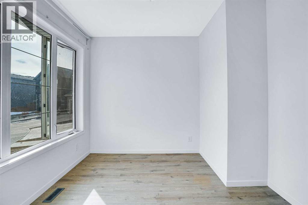 Property at 95 Seton Heath SE image 3
