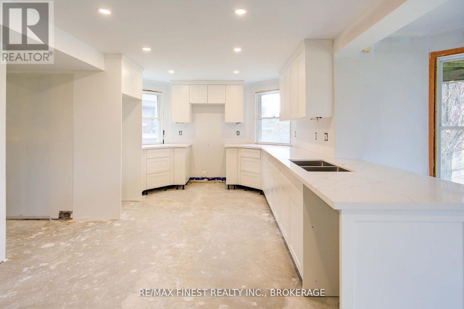 1674 South Boulevard, Kingston, Ontario  K7L 4V1 - Photo 10 - X12332910
