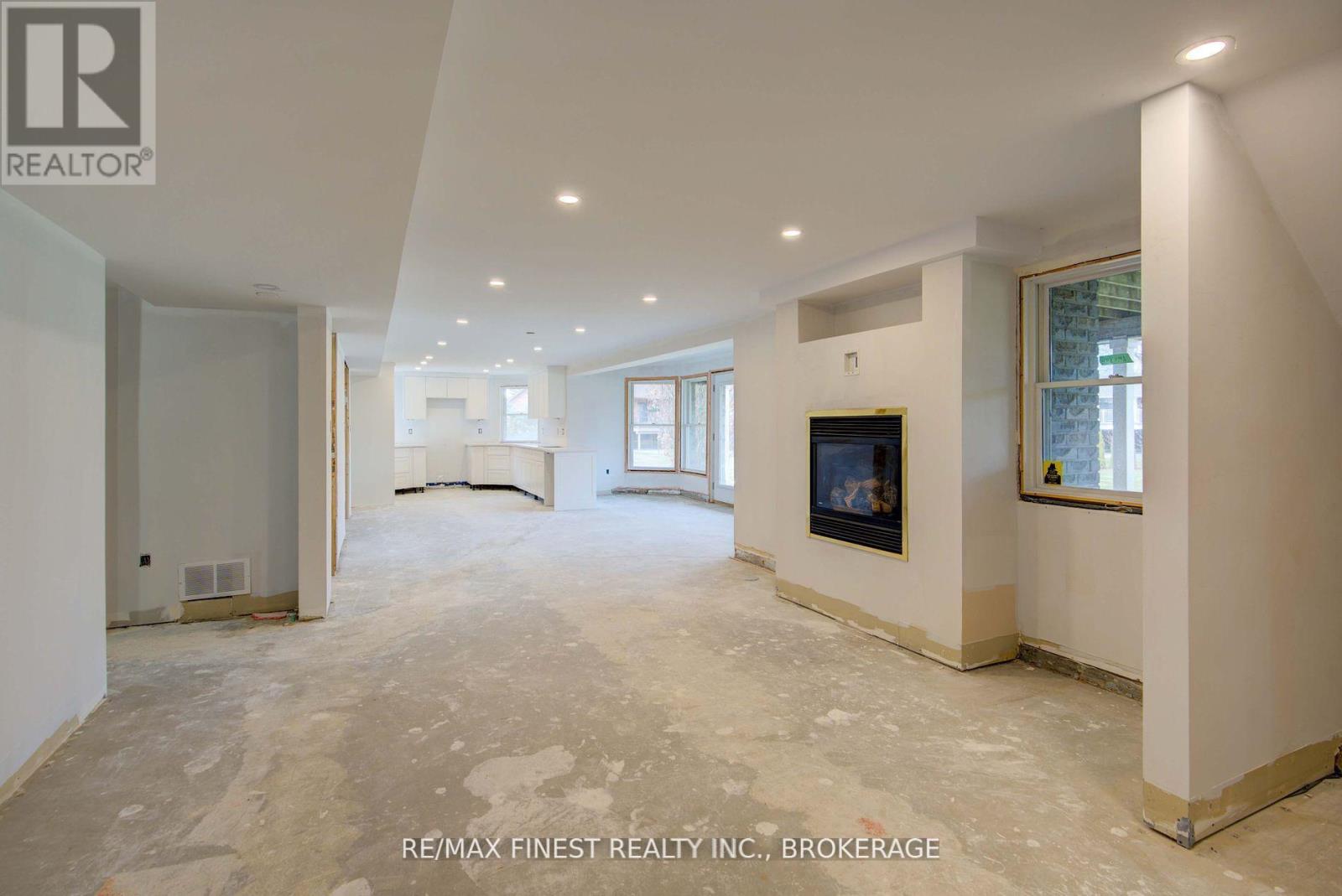 1674 South Boulevard, Kingston, Ontario  K7L 4V1 - Photo 17 - X12332910