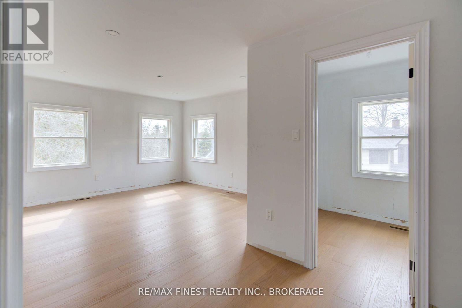 1674 South Boulevard, Kingston, Ontario  K7L 4V1 - Photo 33 - X12332910