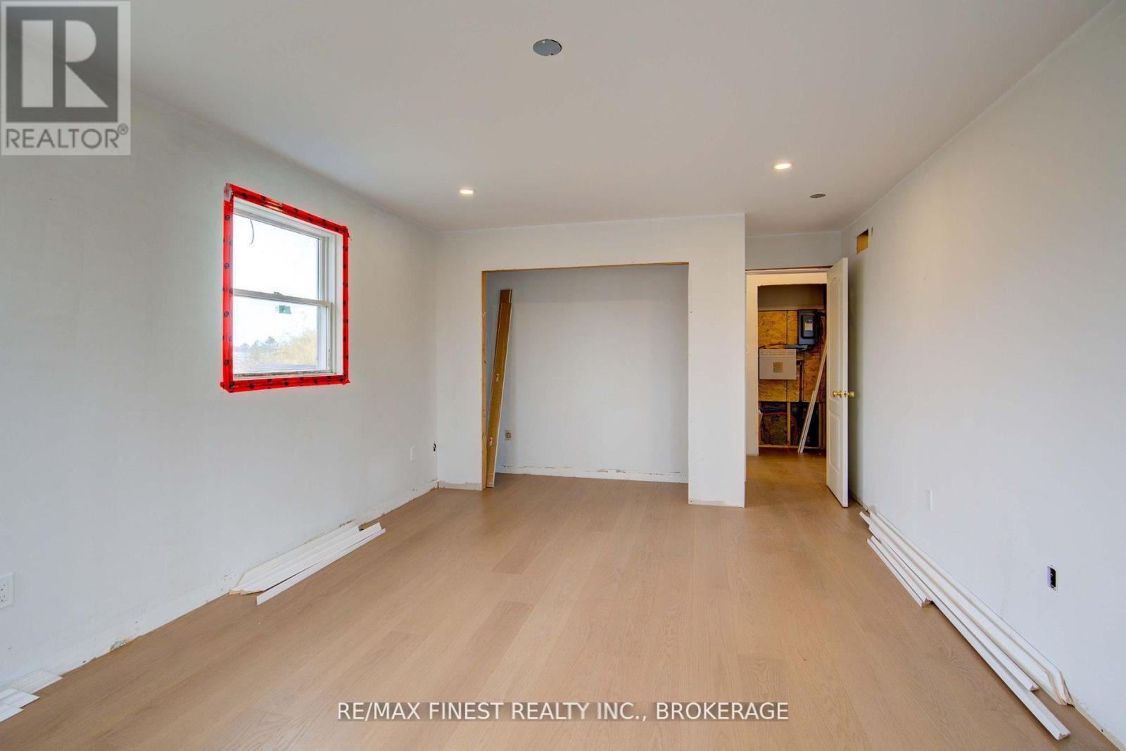 1674 South Boulevard, Kingston, Ontario  K7L 4V1 - Photo 37 - X12332910
