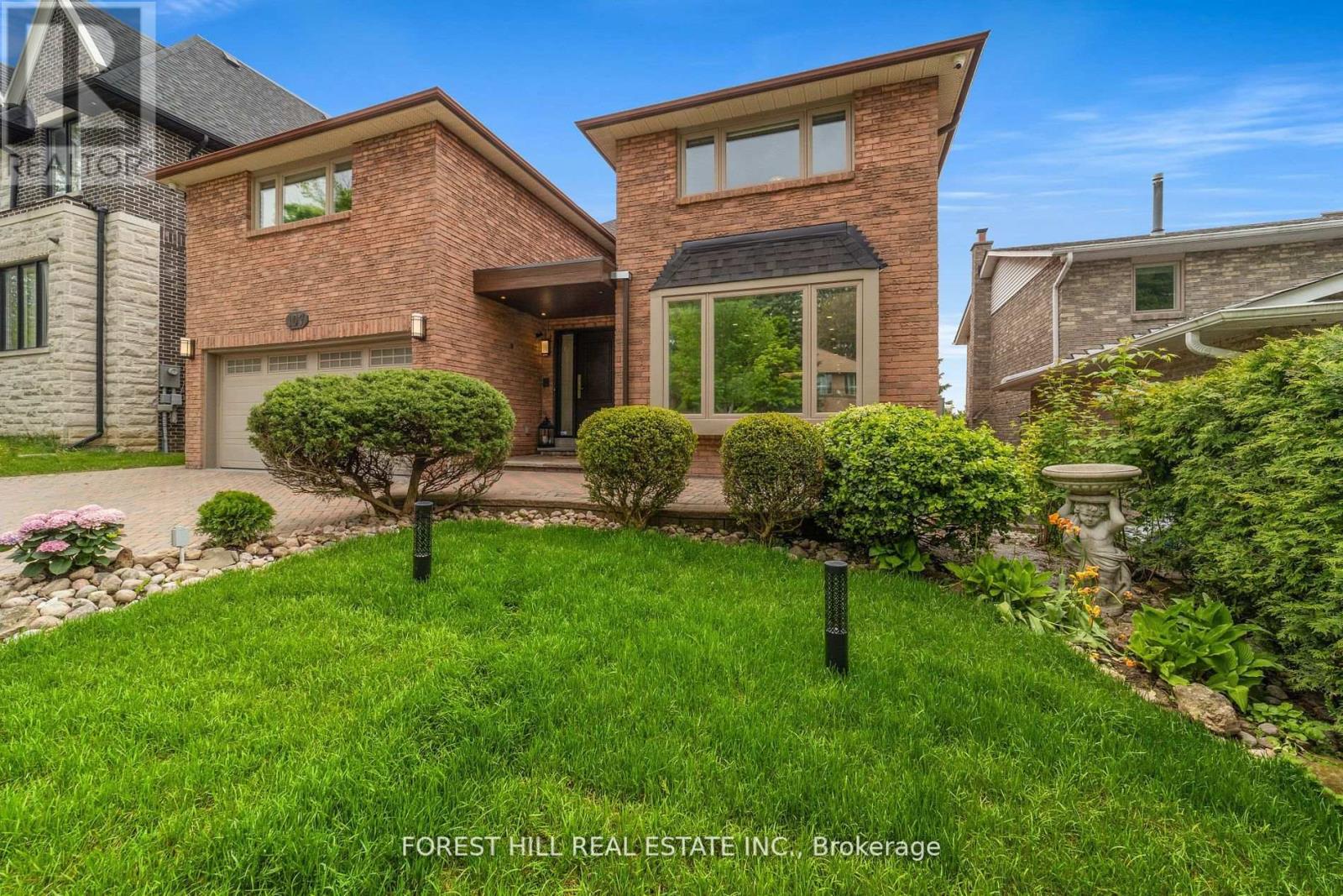 Property at 107 OLD SURREY LANE image 3
