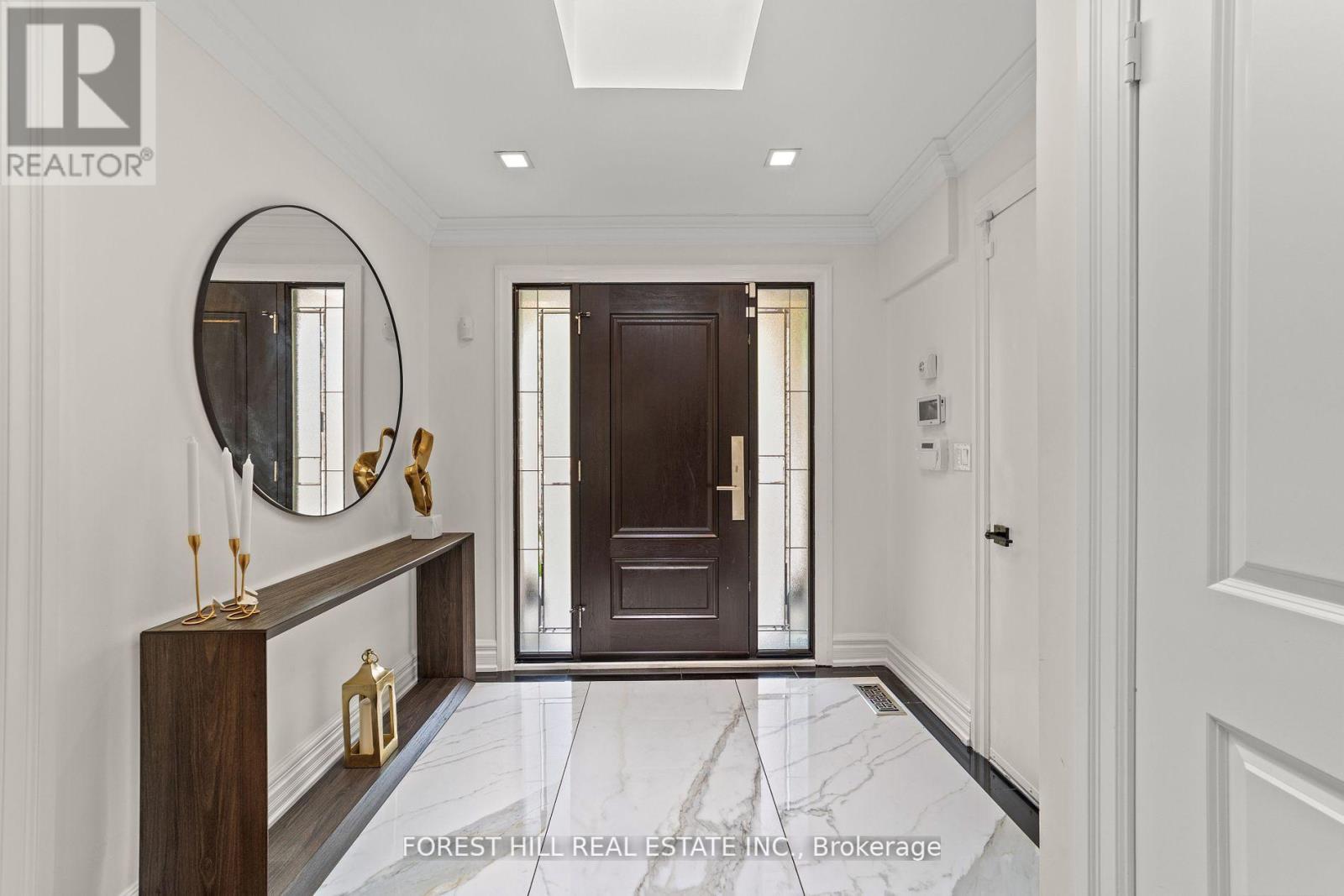 Property at 107 OLD SURREY LANE image 4