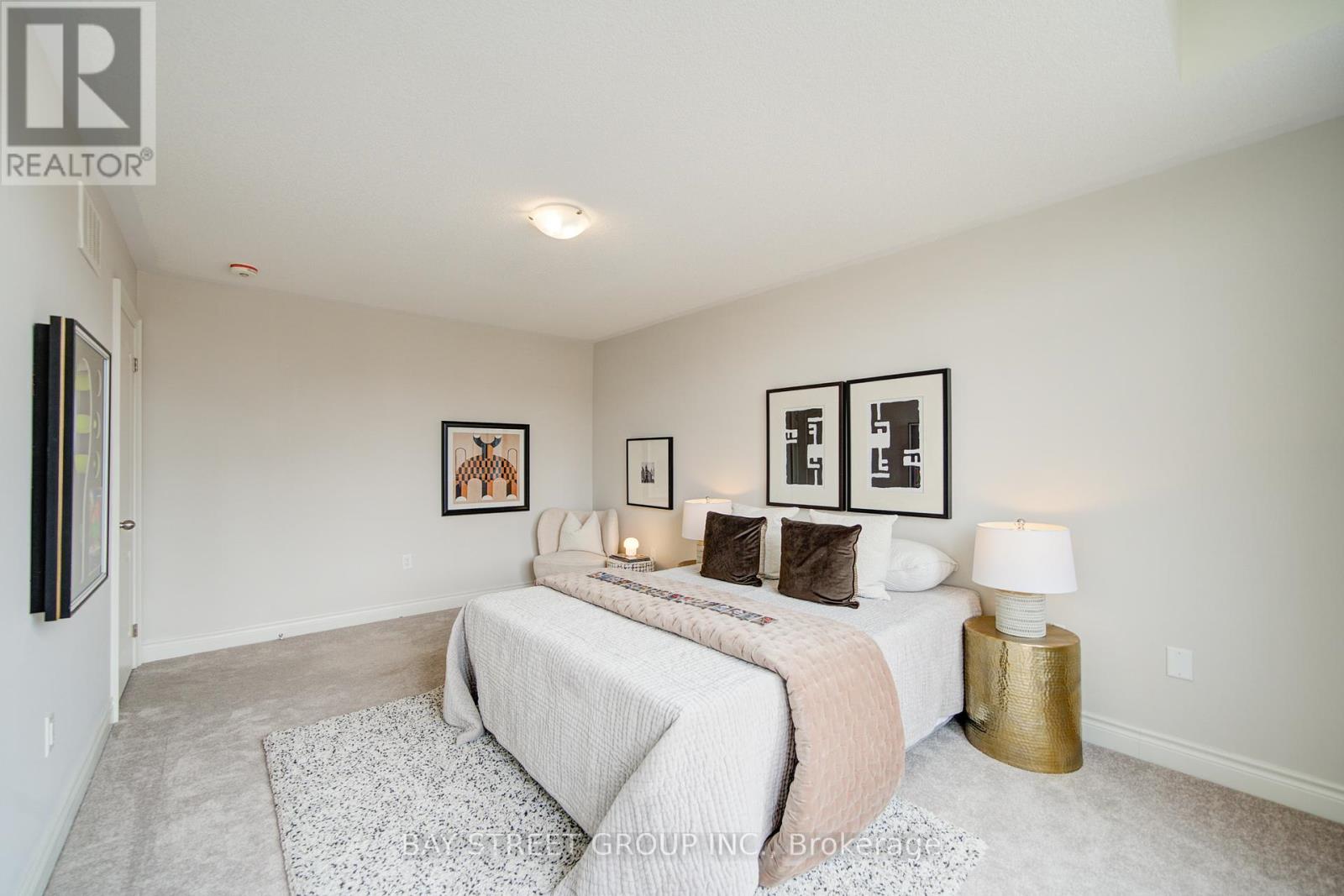 7 Yarrow Lane, East Gwillimbury, Ontario  L9N 0T4 - Photo 34 - N12332746