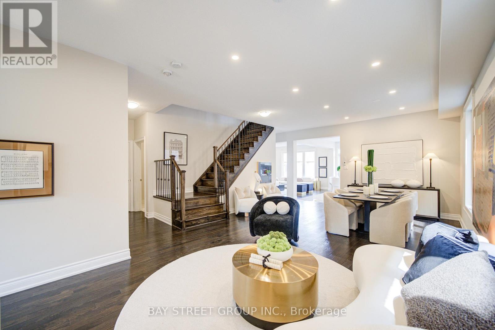 Property at 7 YARROW LANE image 4