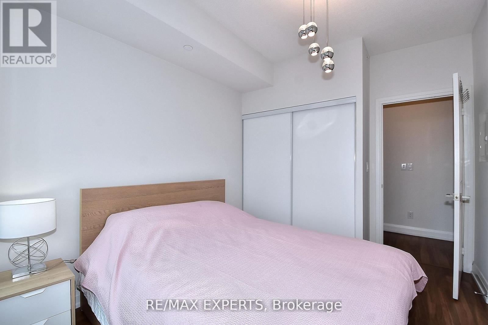 2433 - 7161 Yonge Street, Markham, Ontario  L3T 0C8 - Photo 14 - N12332818