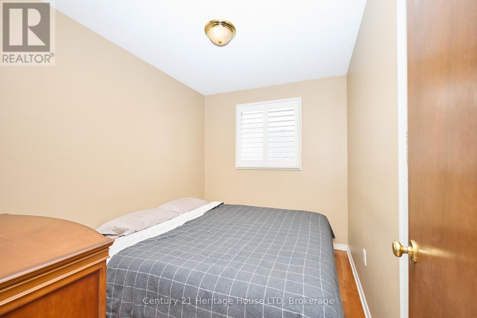 7724 Donlee Drive, Niagara Falls, Ontario  L2H 2N5 - Photo 16 - X12332917
