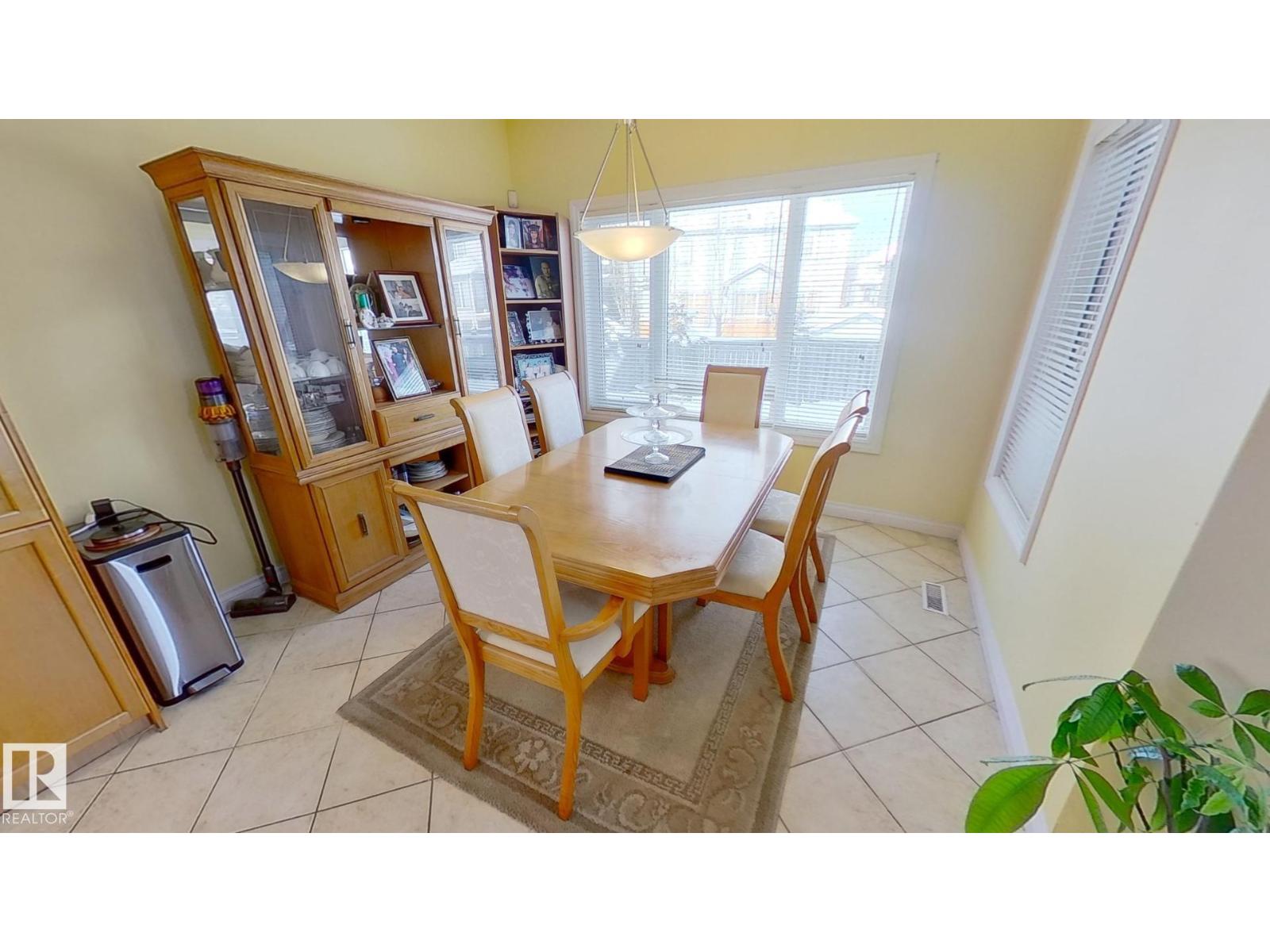 1604 Blackmore Co Sw, Edmonton, Alberta  T6W 1J2 - Photo 5 - E4444366