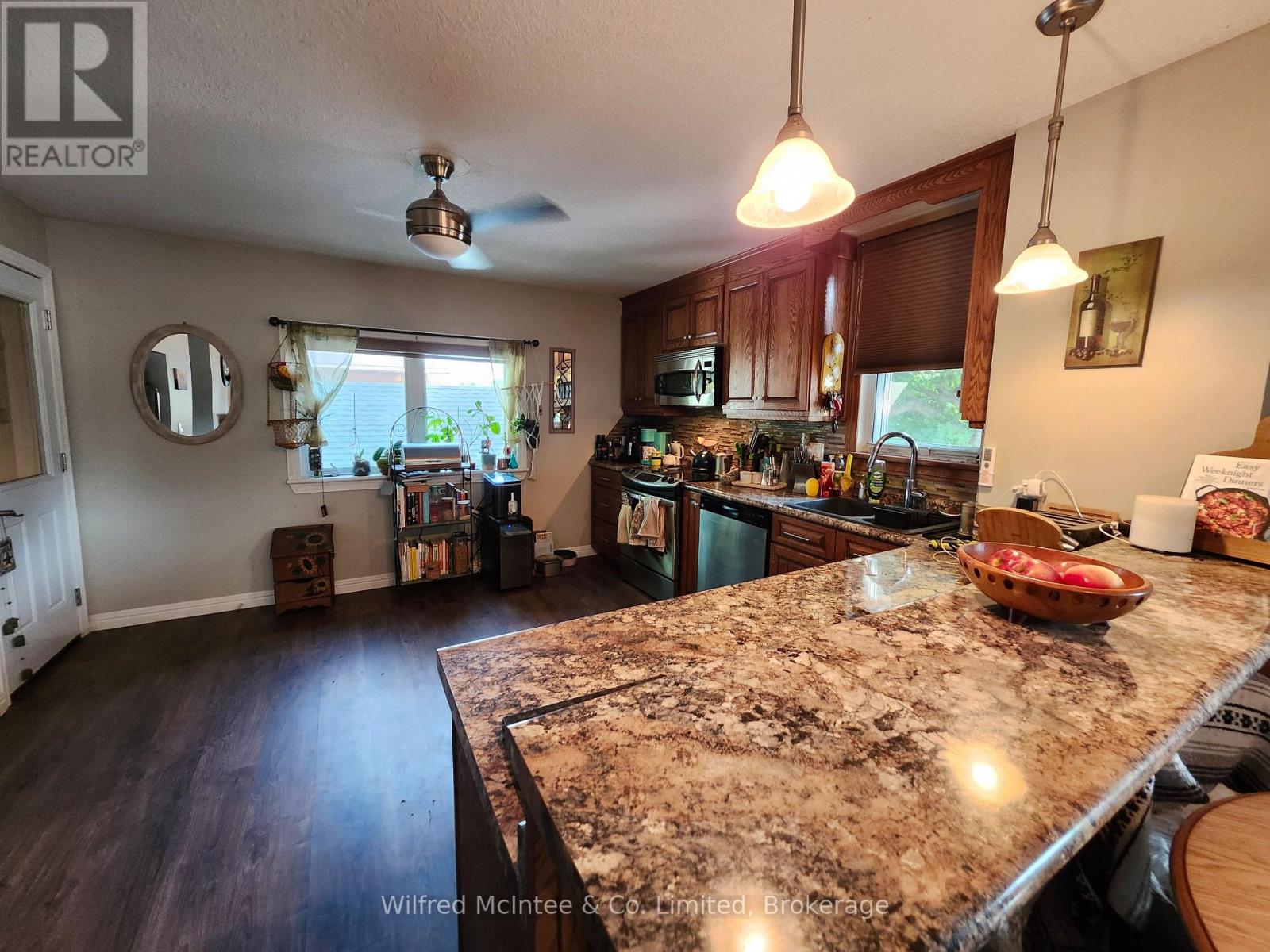 469 Ross Street, Huron-Kinloss, Ontario  N0G 2H0 - Photo 13 - X12332878