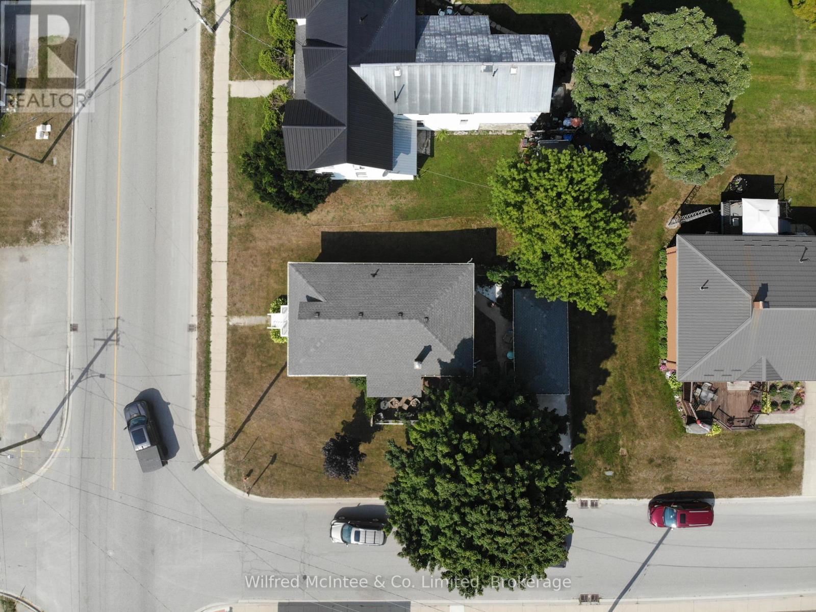 469 Ross Street, Huron-Kinloss, Ontario  N0G 2H0 - Photo 6 - X12332878