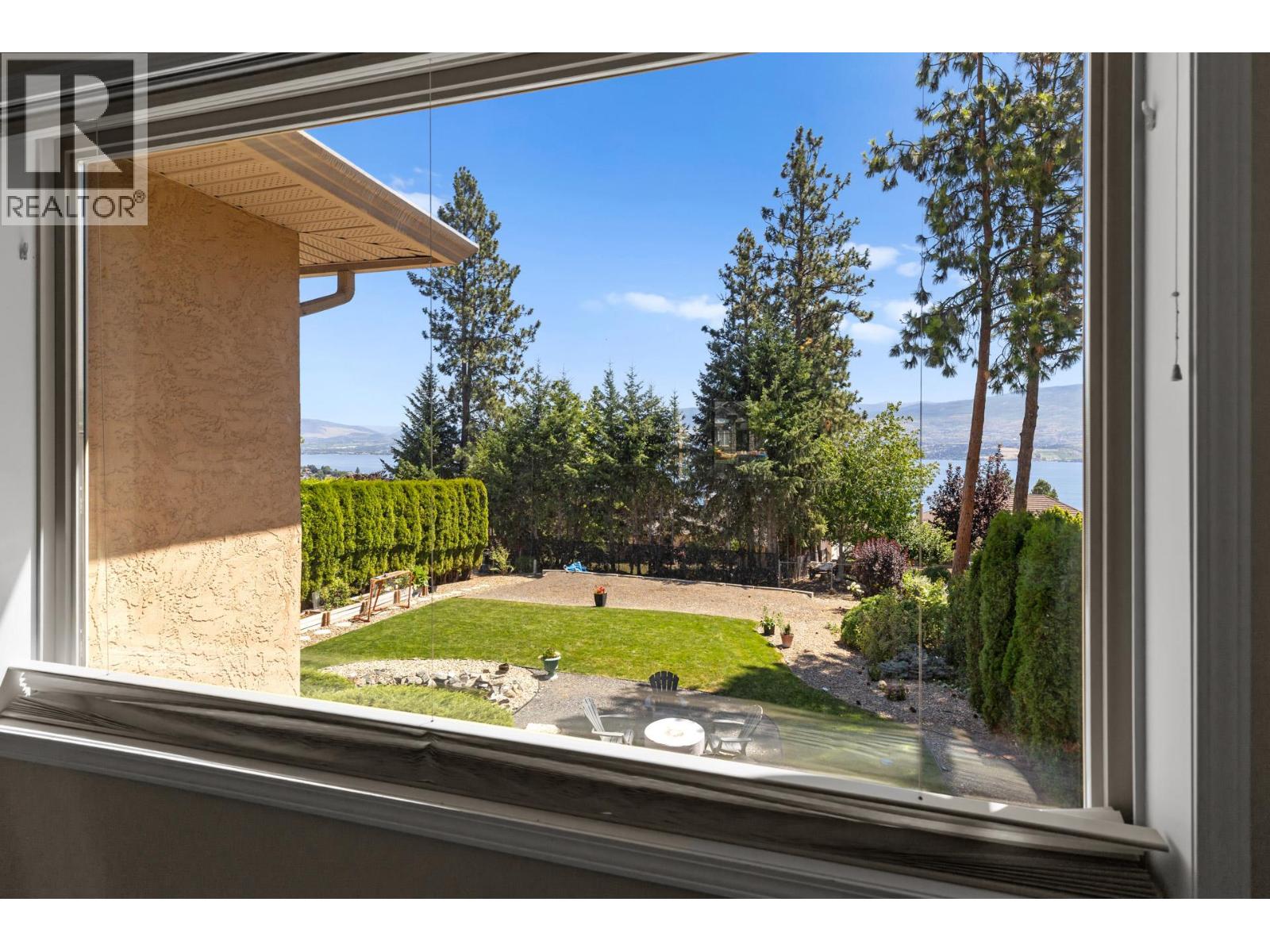 3491 Ridge Boulevard West Kelowna Photo 9