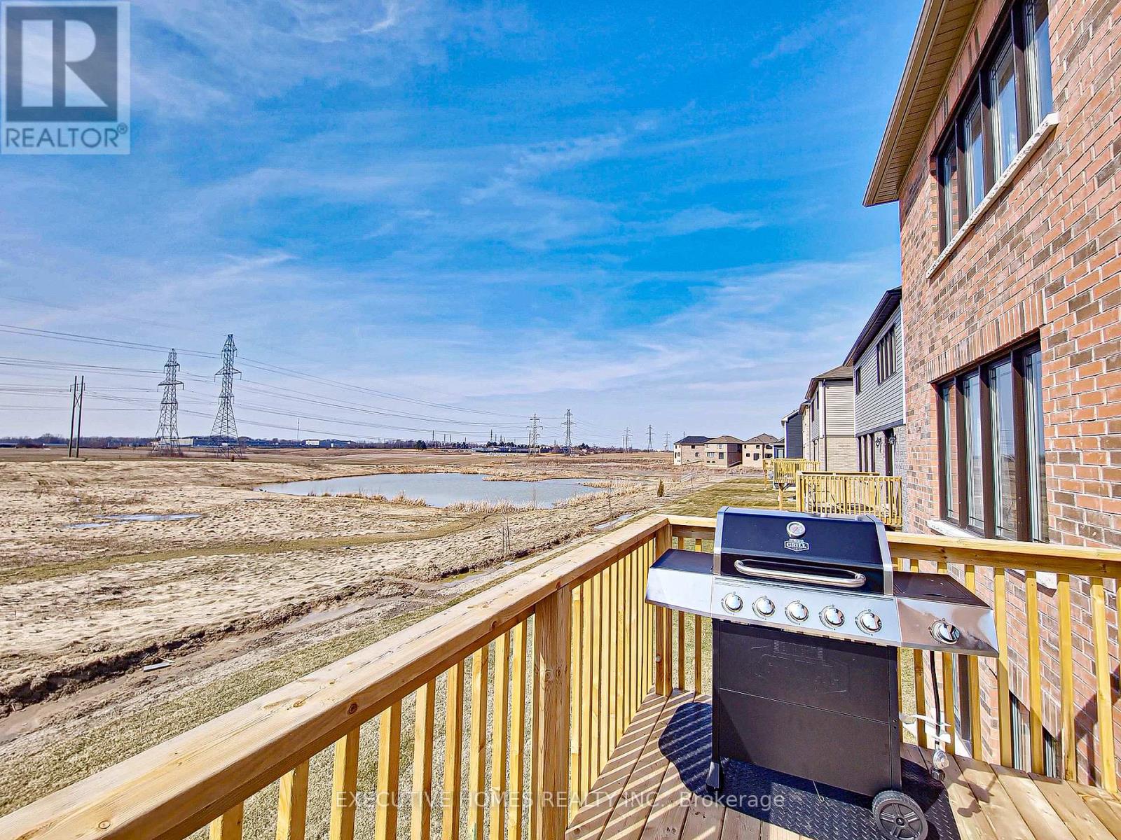 110 Explorer Way, Thorold, Ontario  L2V 0K3 - Photo 35 - X12332659