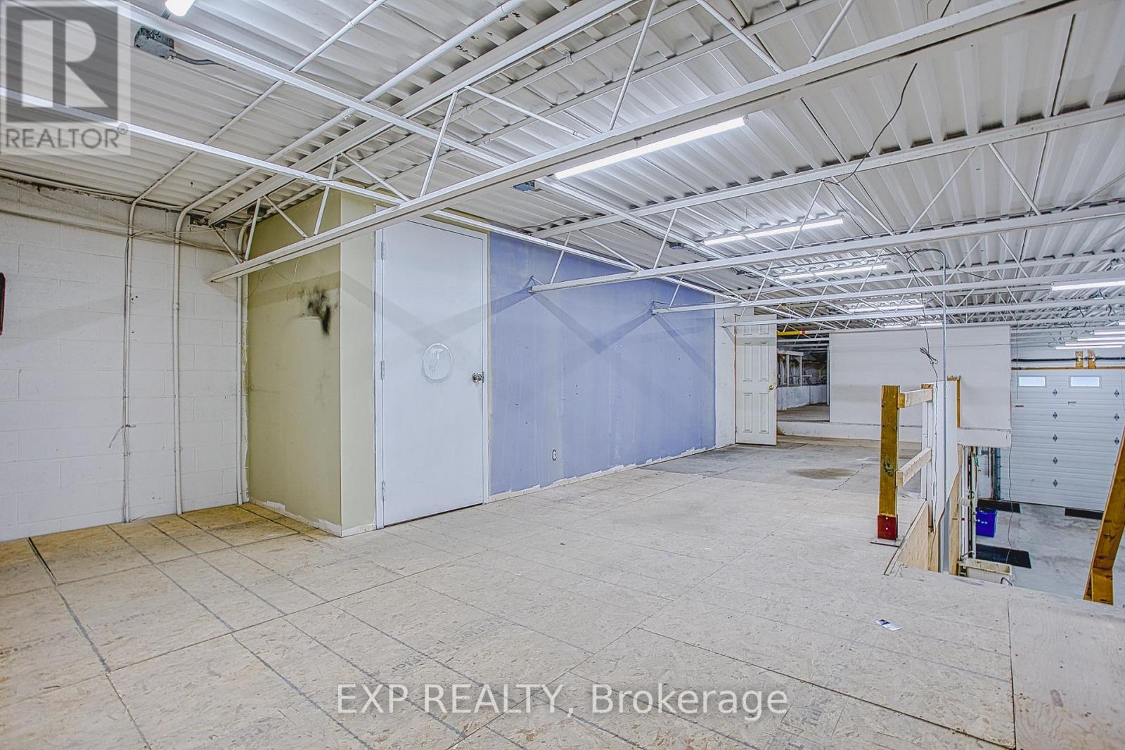 5 - 31 Bigwin Road, Hamilton, Ontario  L8W 3R3 - Photo 31 - X12332807