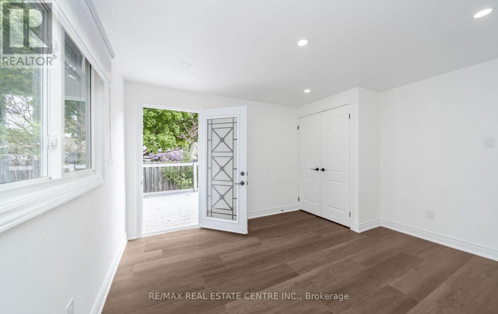 211 Dunsdon Street, Brantford, Ontario  N3R 7H7 - Photo 28 - X12332821