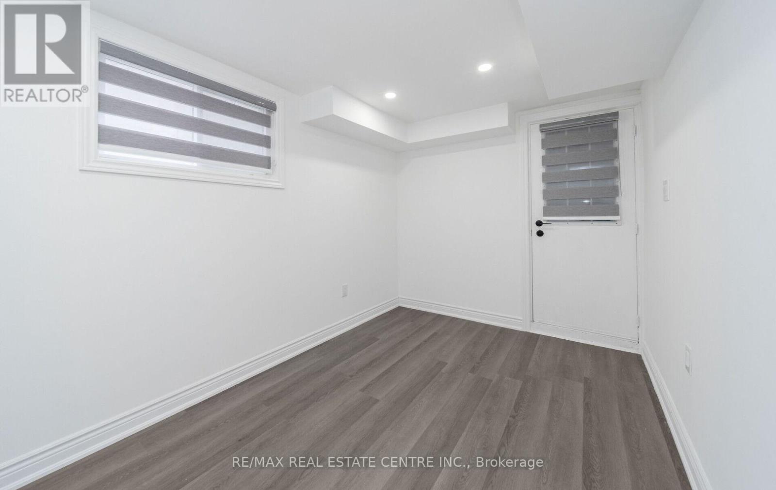 211 Dunsdon Street, Brantford, Ontario  N3R 7H7 - Photo 44 - X12332821