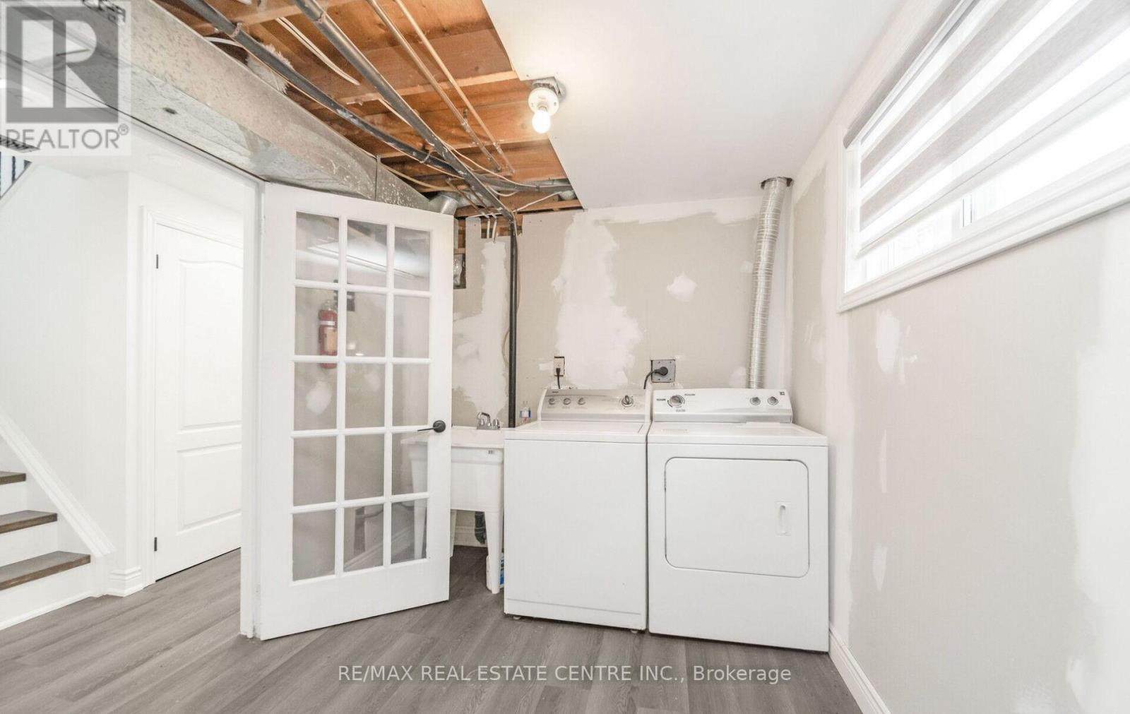 211 Dunsdon Street, Brantford, Ontario  N3R 7H7 - Photo 46 - X12332821