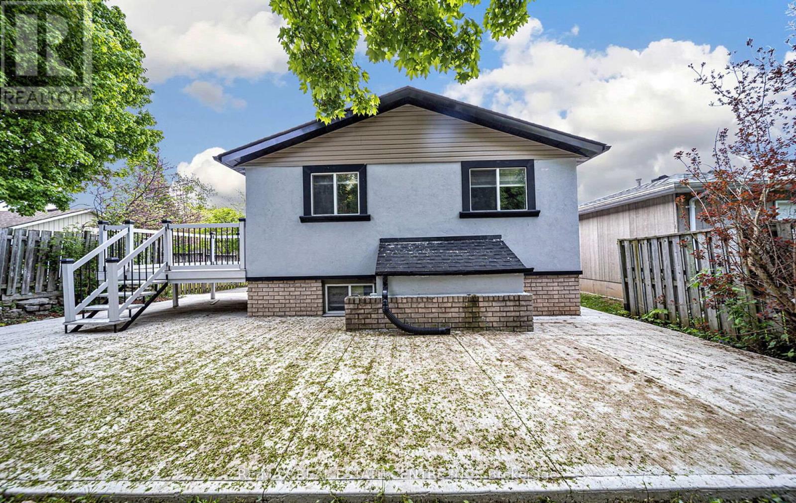 211 Dunsdon Street, Brantford, Ontario  N3R 7H7 - Photo 50 - X12332821