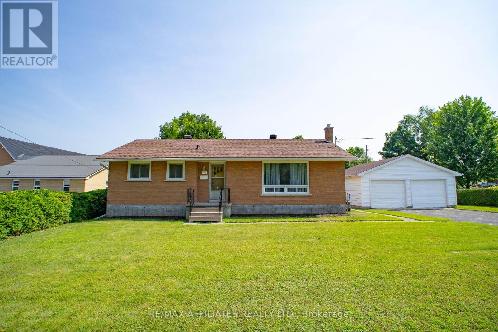 Property at 195 ISABELLA STREET image 1
