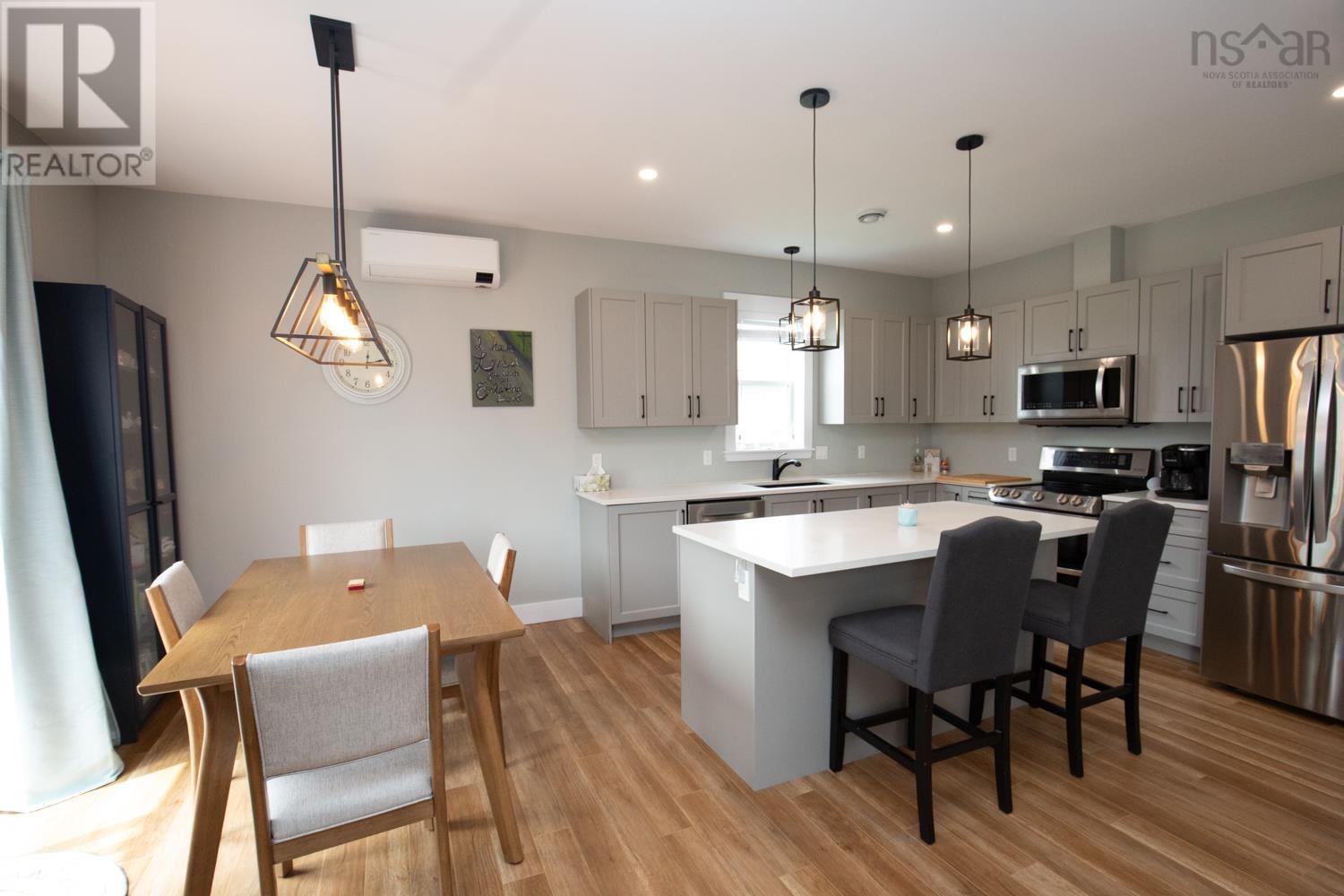 28 Ridge Avenue, Stewiacke, Nova Scotia  B0N 2J0 - Photo 10 - 202513221