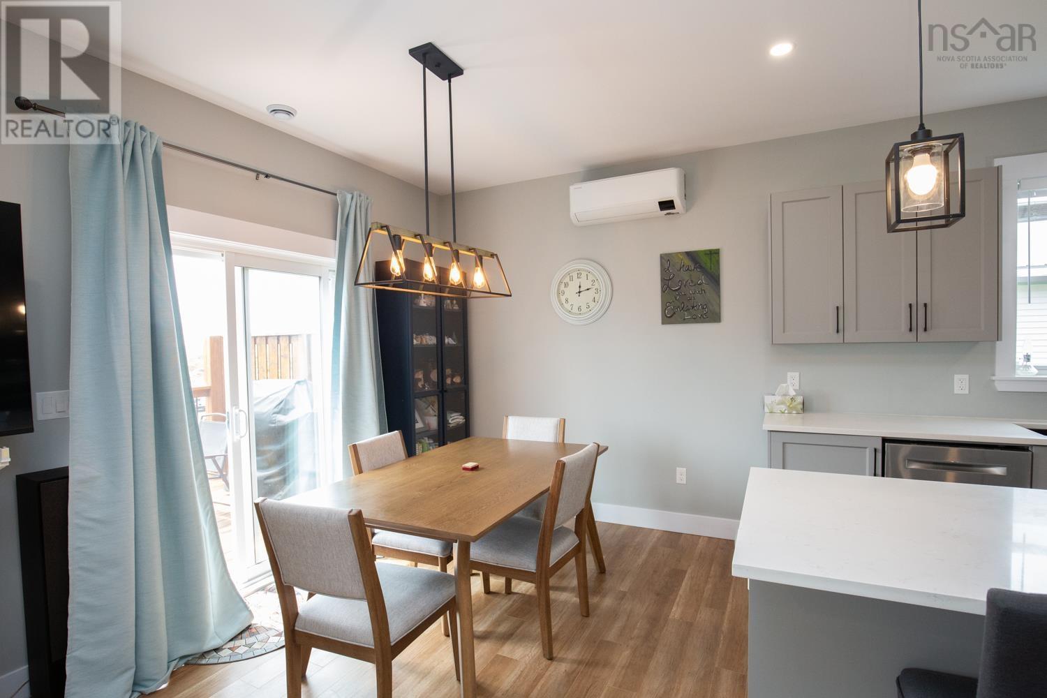 28 Ridge Avenue, Stewiacke, Nova Scotia  B0N 2J0 - Photo 9 - 202513221