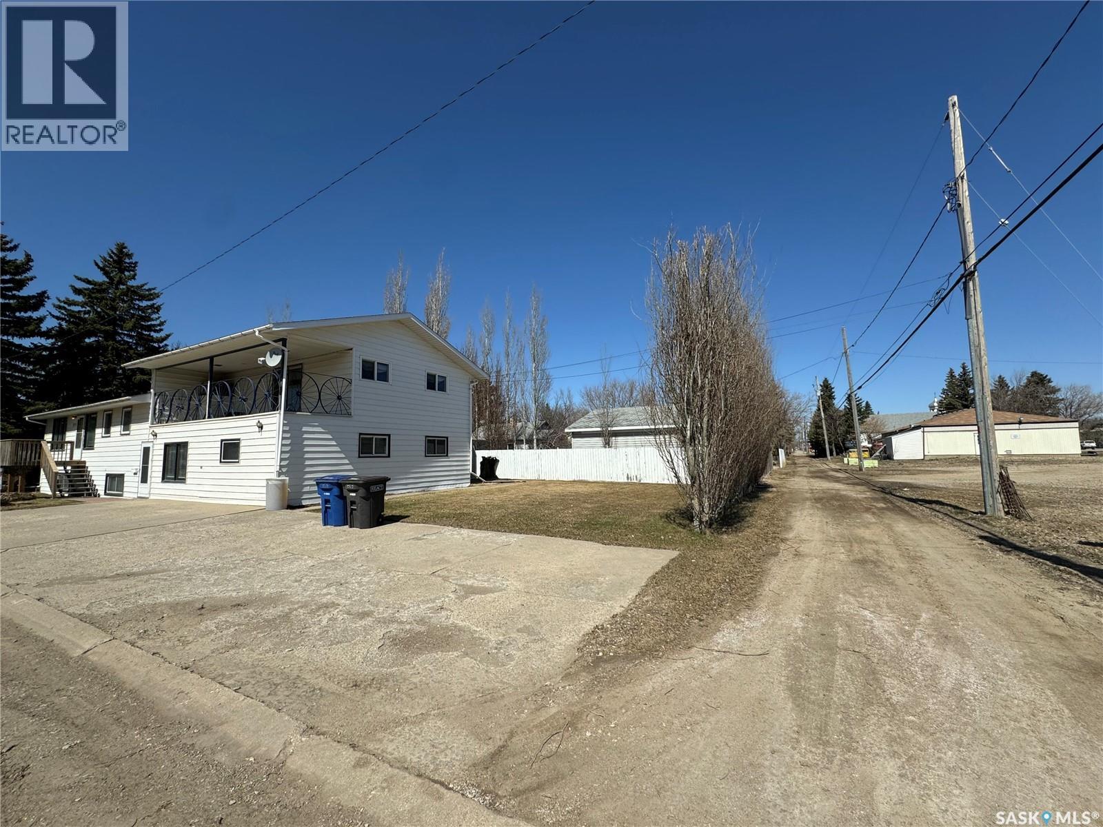 803 1st Street, Humboldt, Saskatchewan  S0K 2A0 - Photo 7 - SK014997