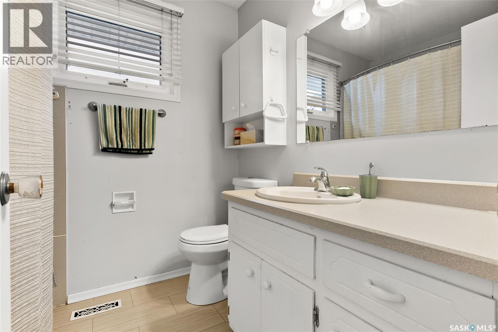 1003 Broad Street N, Regina, Saskatchewan  S4R 6V2 - Photo 14 - SK014925