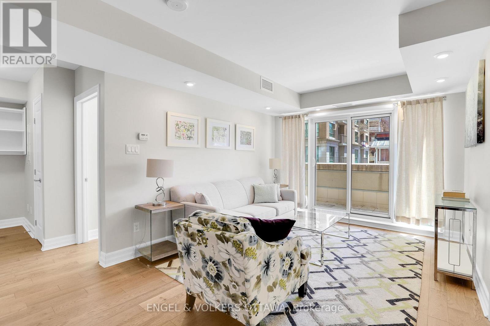 202 - 195 Besserer Street, Ottawa, Ontario  K1N 0B6 - Photo 12 - X12333034