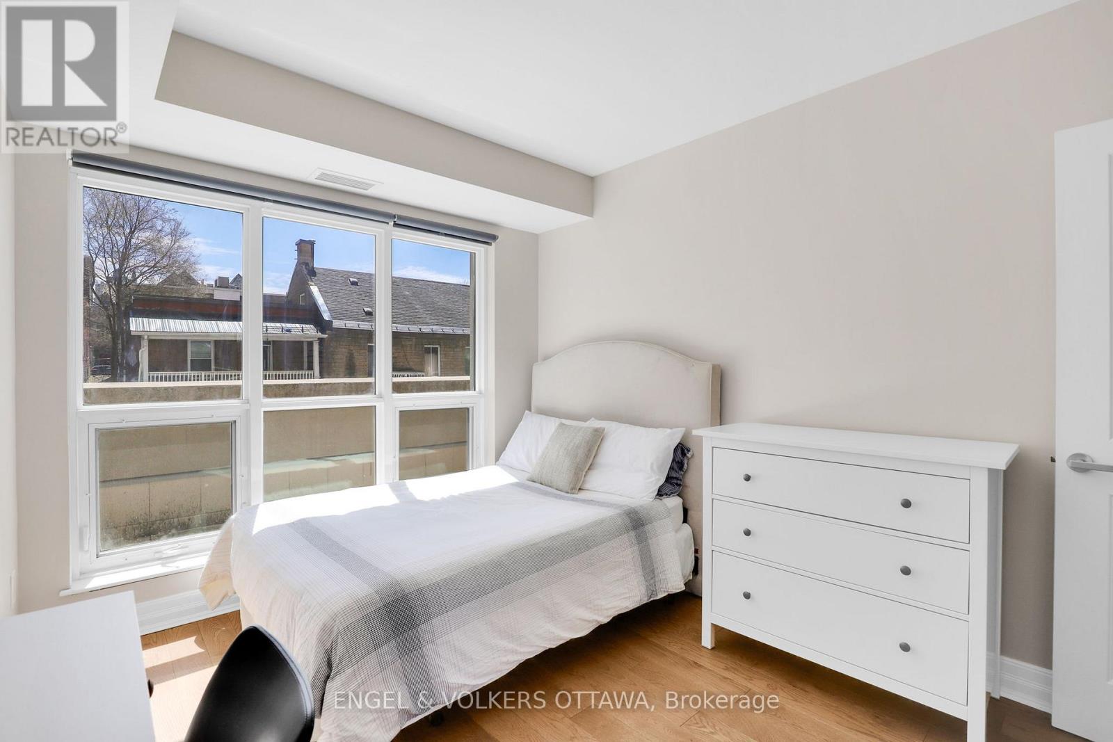202 - 195 Besserer Street, Ottawa, Ontario  K1N 0B6 - Photo 18 - X12333034