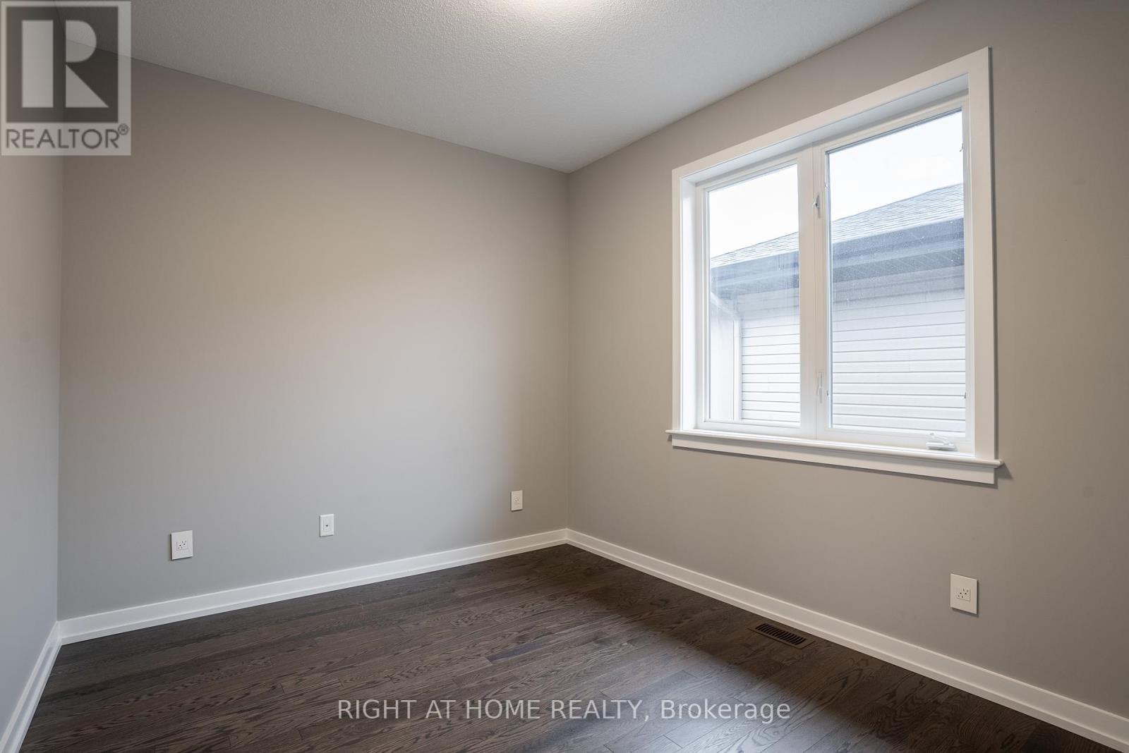 345 Andalusian Crescent, Ottawa, Ontario  K2V 0C3 - Photo 28 - X12333037