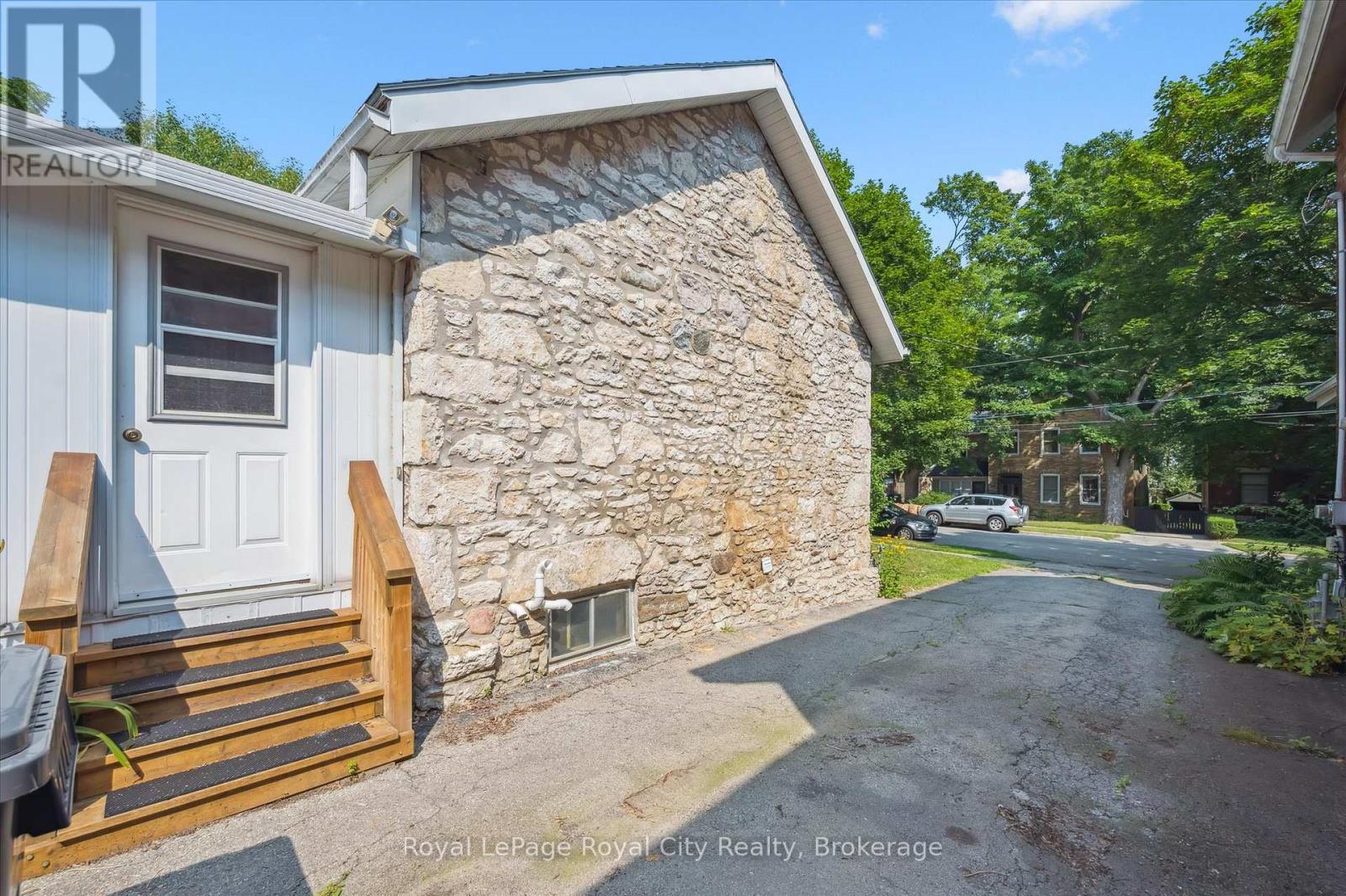 69 Nottingham Street, Guelph, Ontario  N1H 3M9 - Photo 33 - X12330561