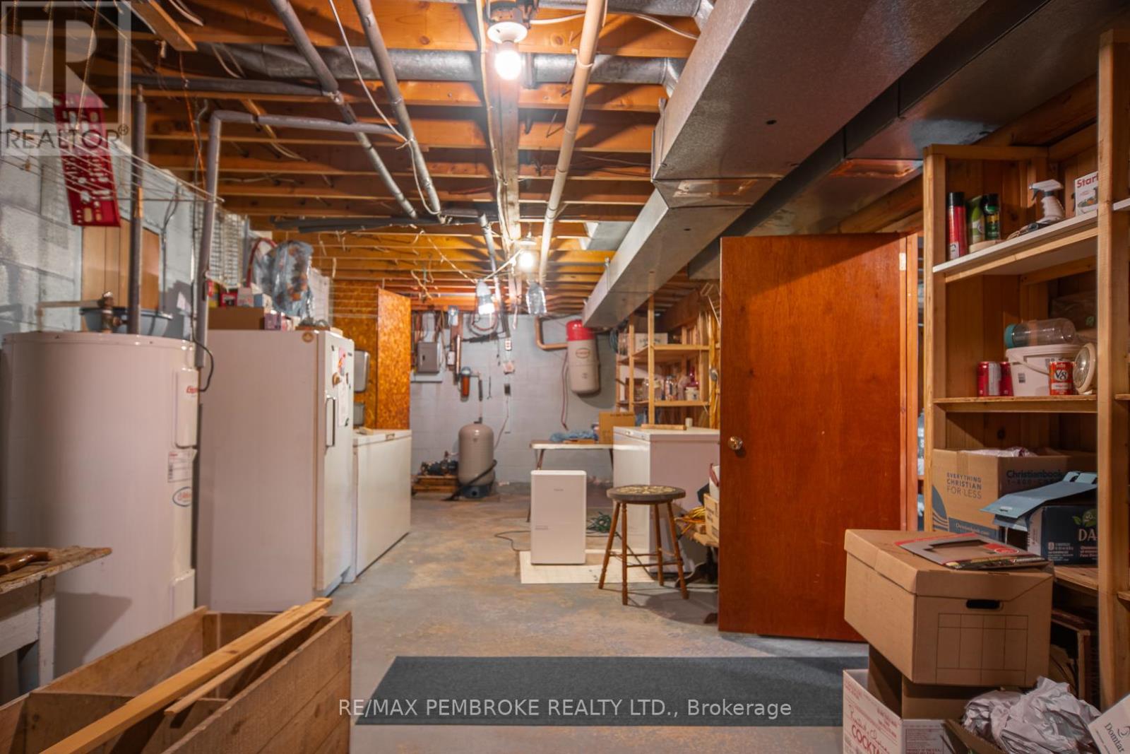 187 Sandy Beach Road, Laurentian Valley, Ontario  K8A 6W8 - Photo 24 - X12333052