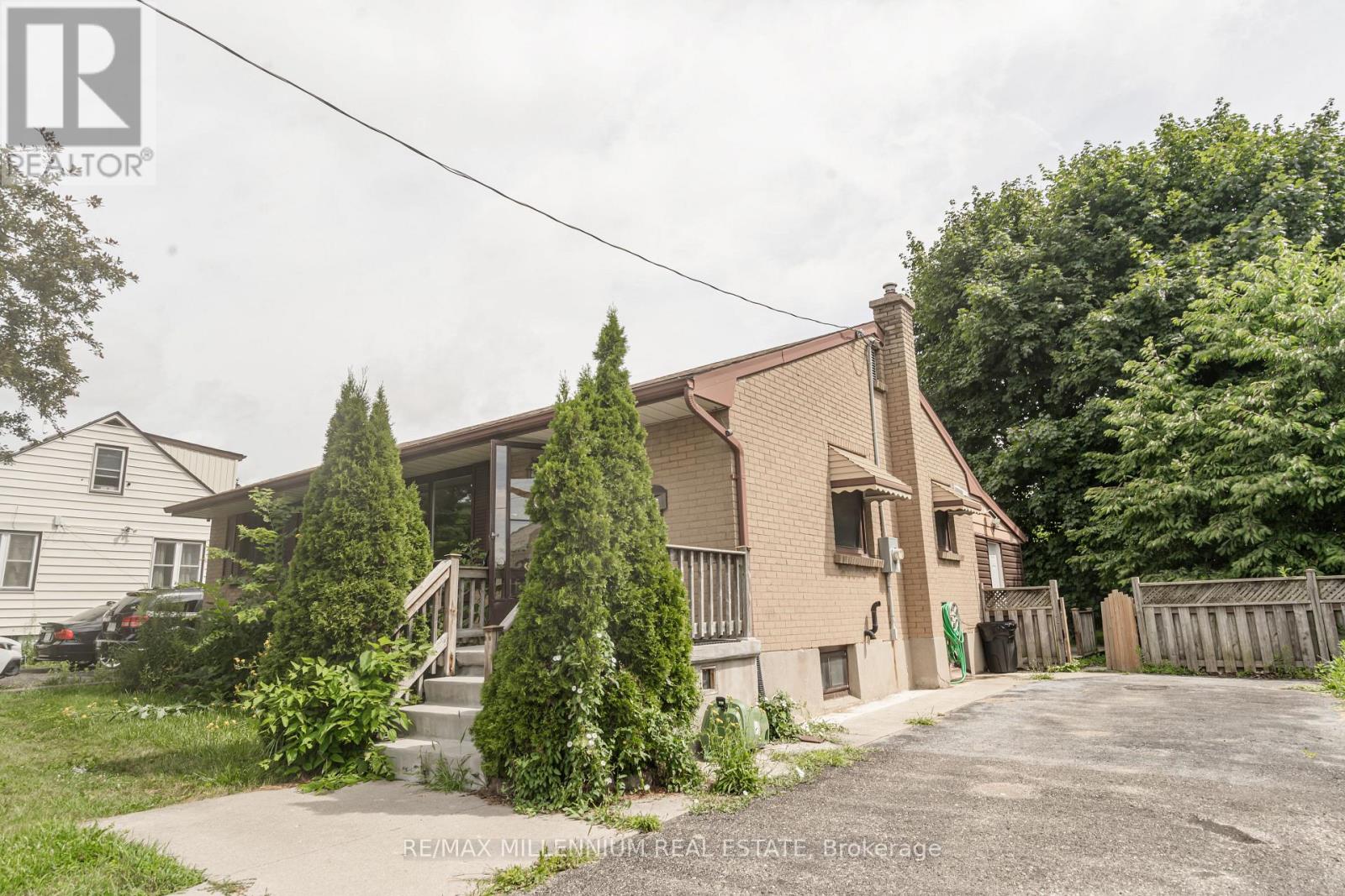 Property at 348 WINNIPEG BOULEVARD image 2