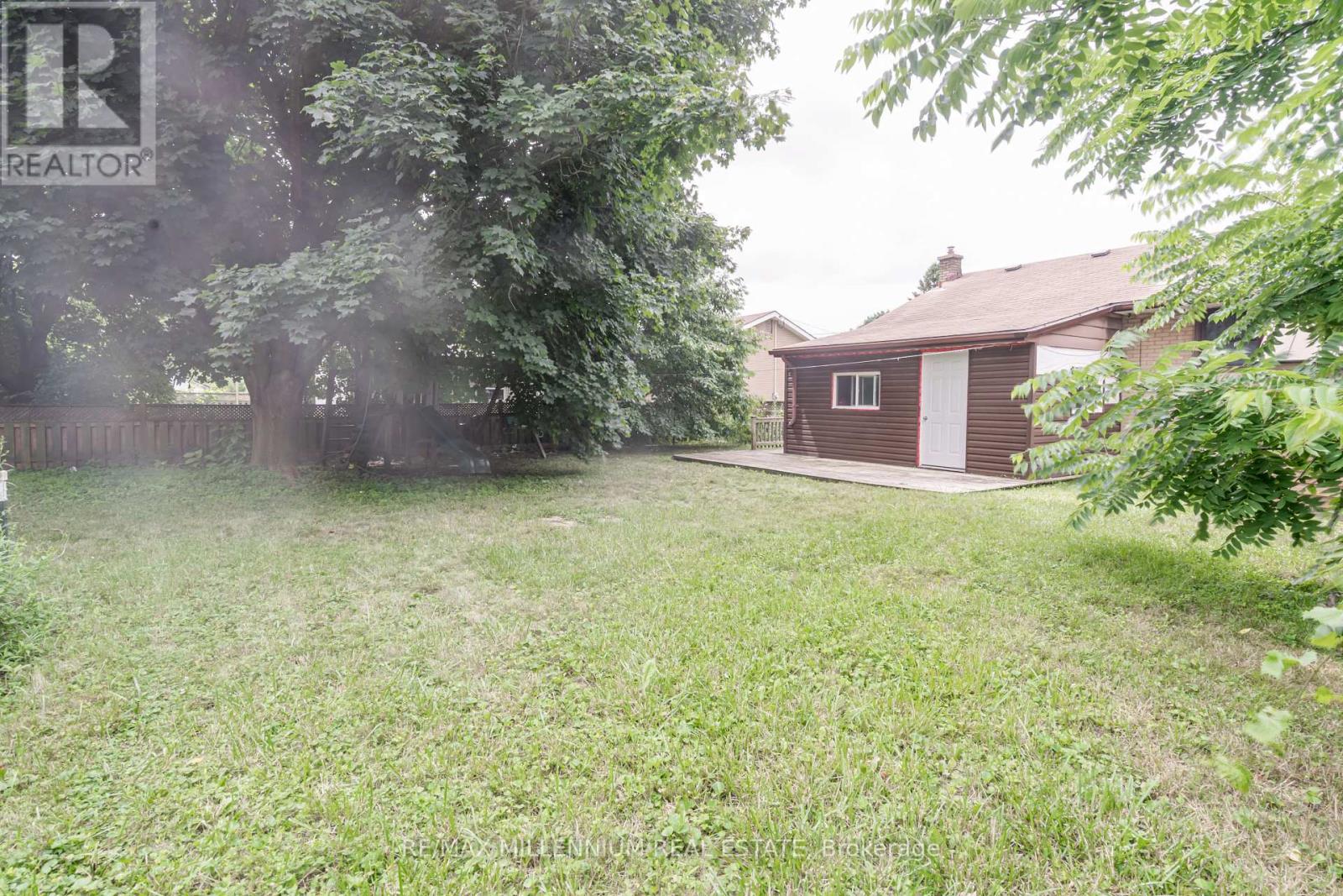 348 Winnipeg Boulevard, London East, Ontario  N5W 4V2 - Photo 25 - X12315990