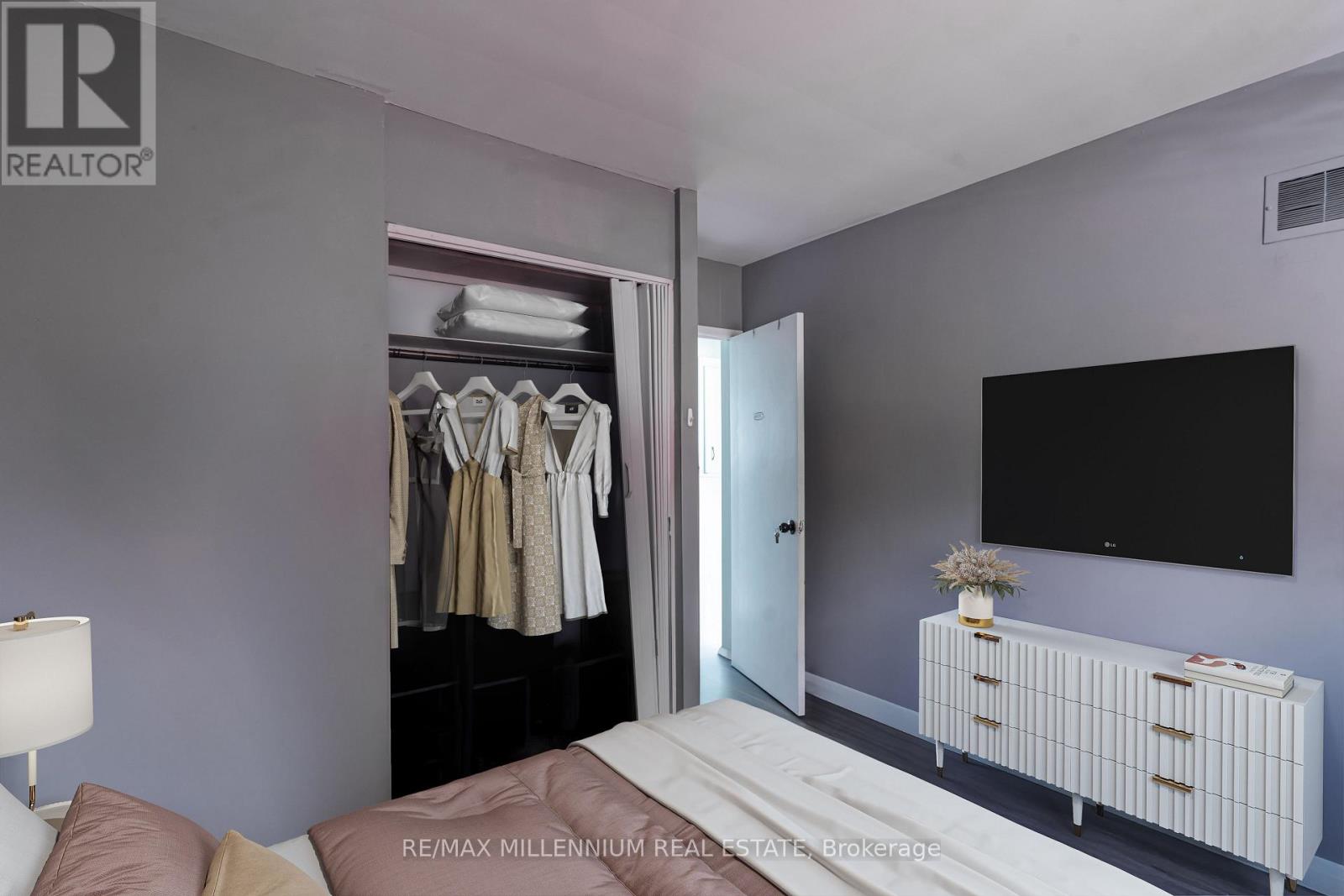 348 Winnipeg Boulevard, London East, Ontario  N5W 4V2 - Photo 9 - X12315990
