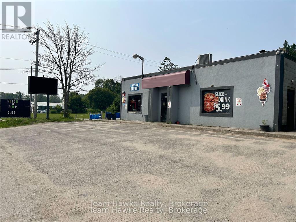 338 Park Street, Tay, Ontario  L0K 2A0 - Photo 3 - S12332974
