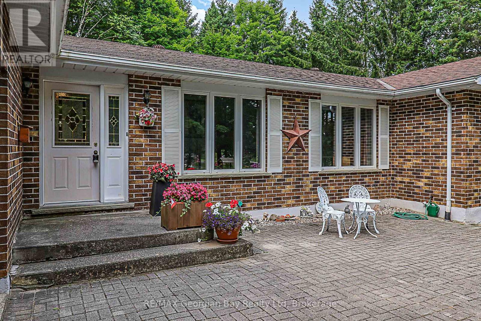 436 Puddicombe Road, Midland, Ontario  L4R 5G7 - Photo 4 - S12333020