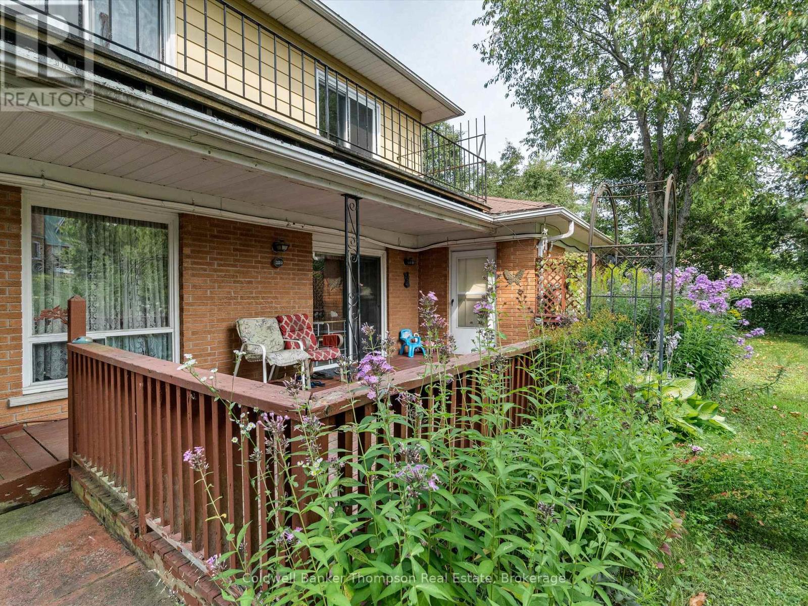 156 Centre Street, Burk's Falls, Ontario  P0A 1C0 - Photo 30 - X12332973