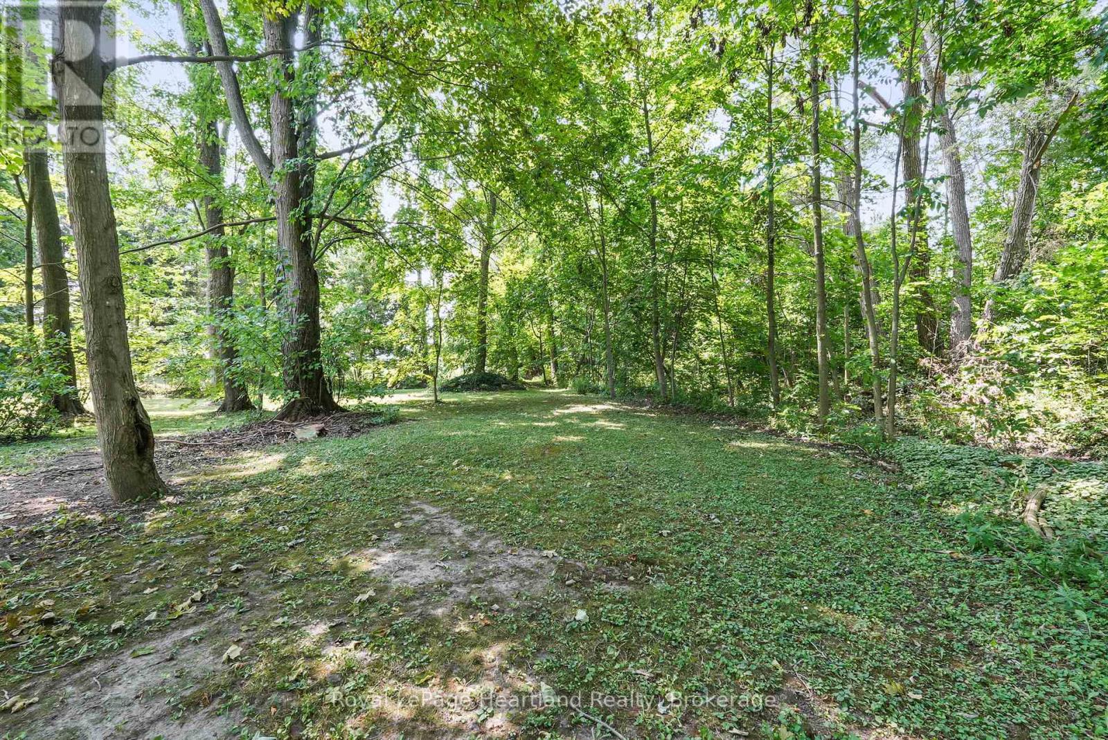 23 Mill Street E, Minto, Ontario  N0G 1M0 - Photo 37 - X12333017