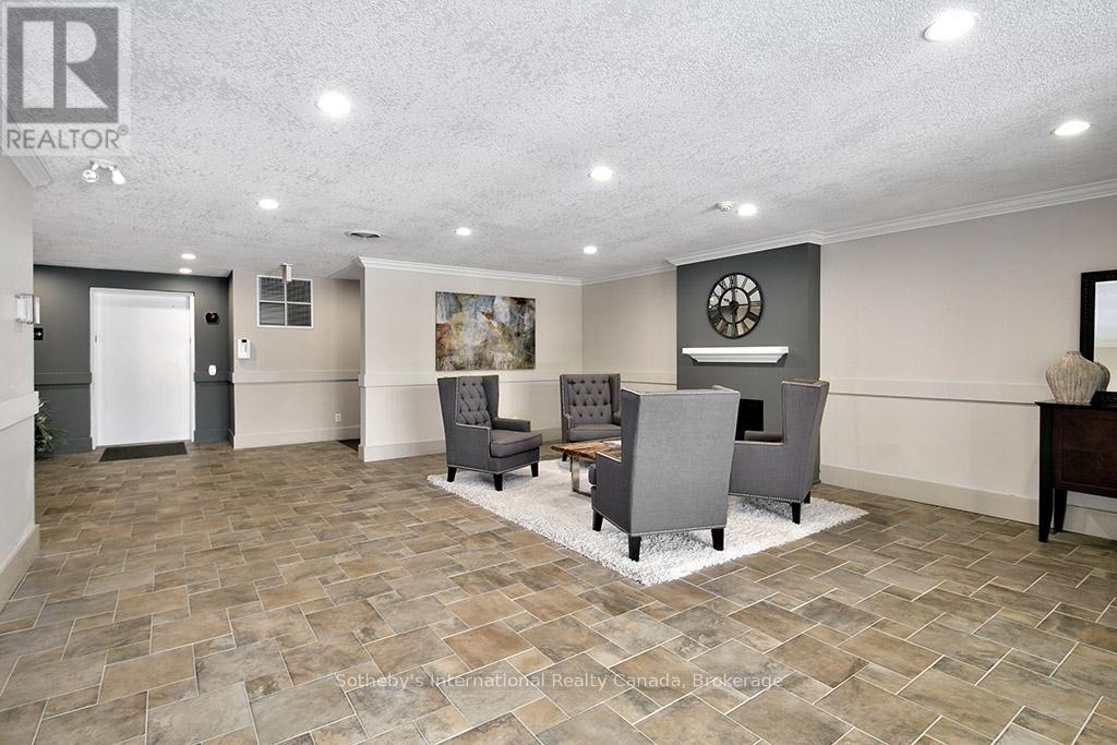 101 - 27 Beaver Street S, Blue Mountains, Ontario  N0H 2P0 - Photo 7 - X12333059