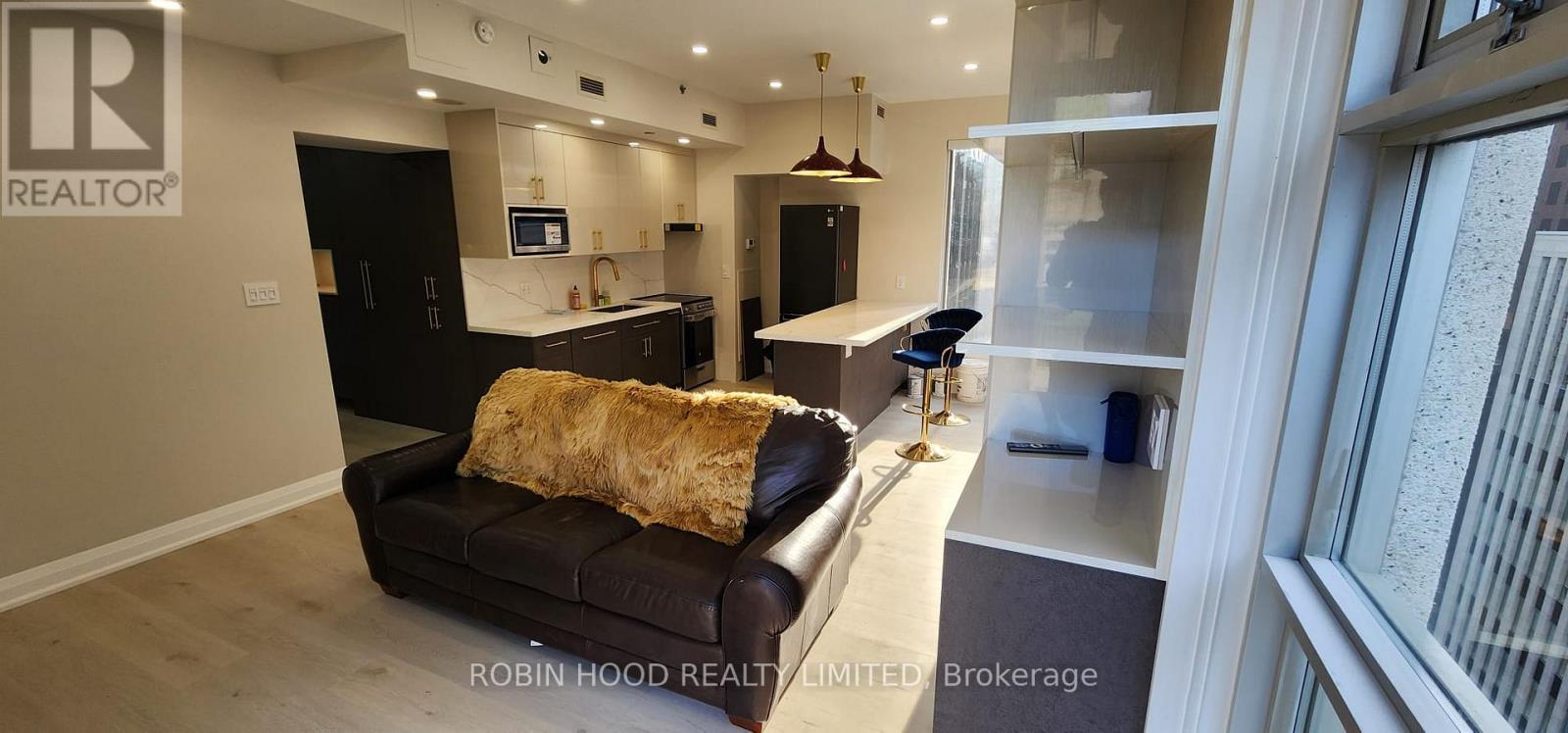 1703 - 1 King Street W, Toronto, Ontario  M5H 1A1 - Photo 2 - C12332870