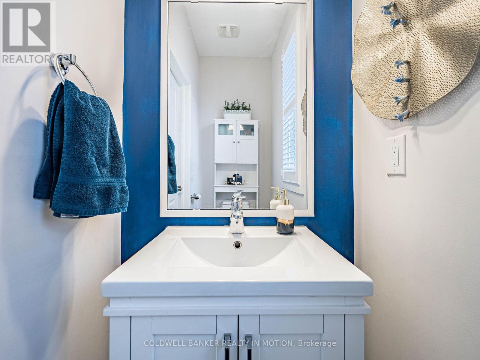Property at 353 PROVIDENT WAY image 3